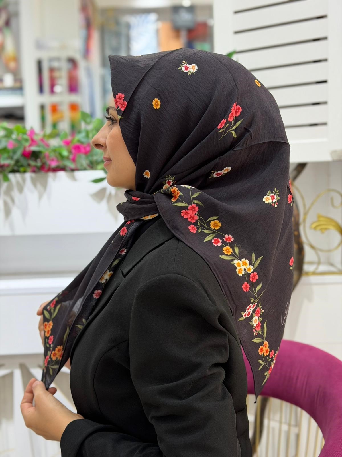 La Boutique Yeni Sezon Desenli Güz Yaz Serinliği Eşarp 01
