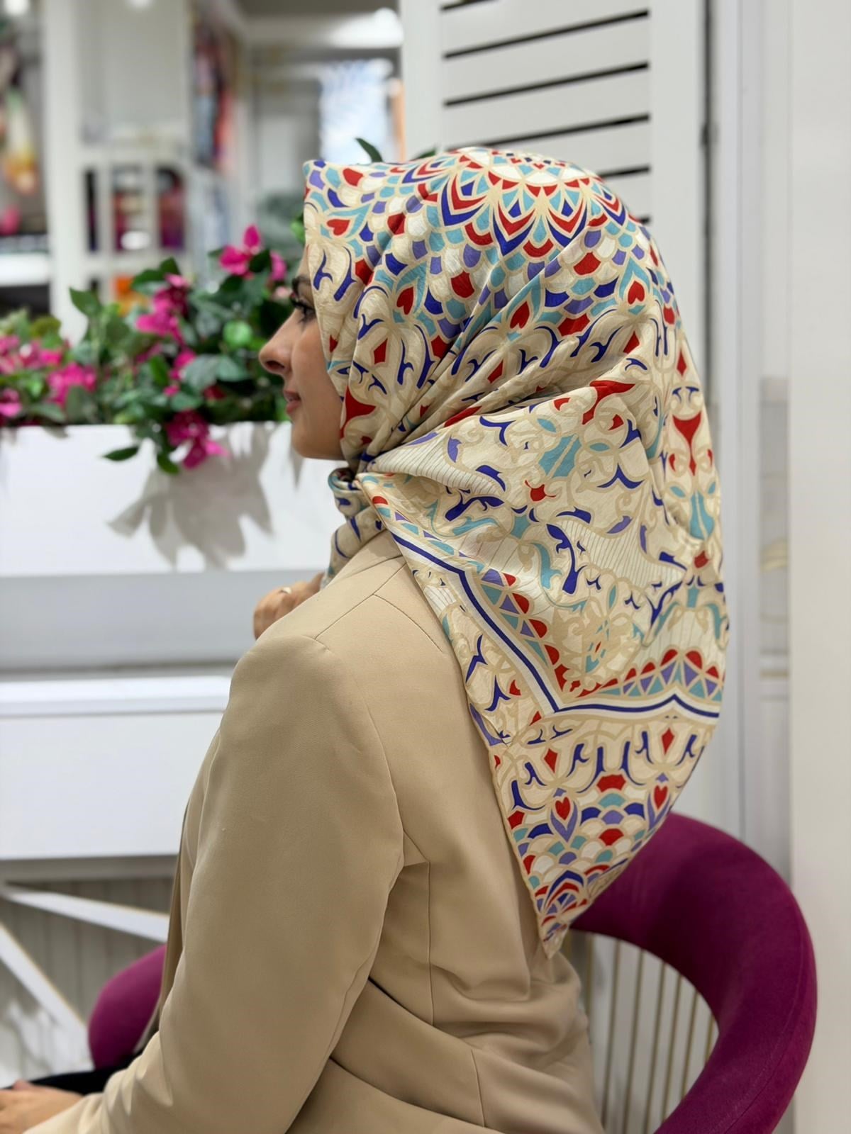 La Boutique Yeni Sezon Desenli Güz Yaz Serinliği Eşarp 01