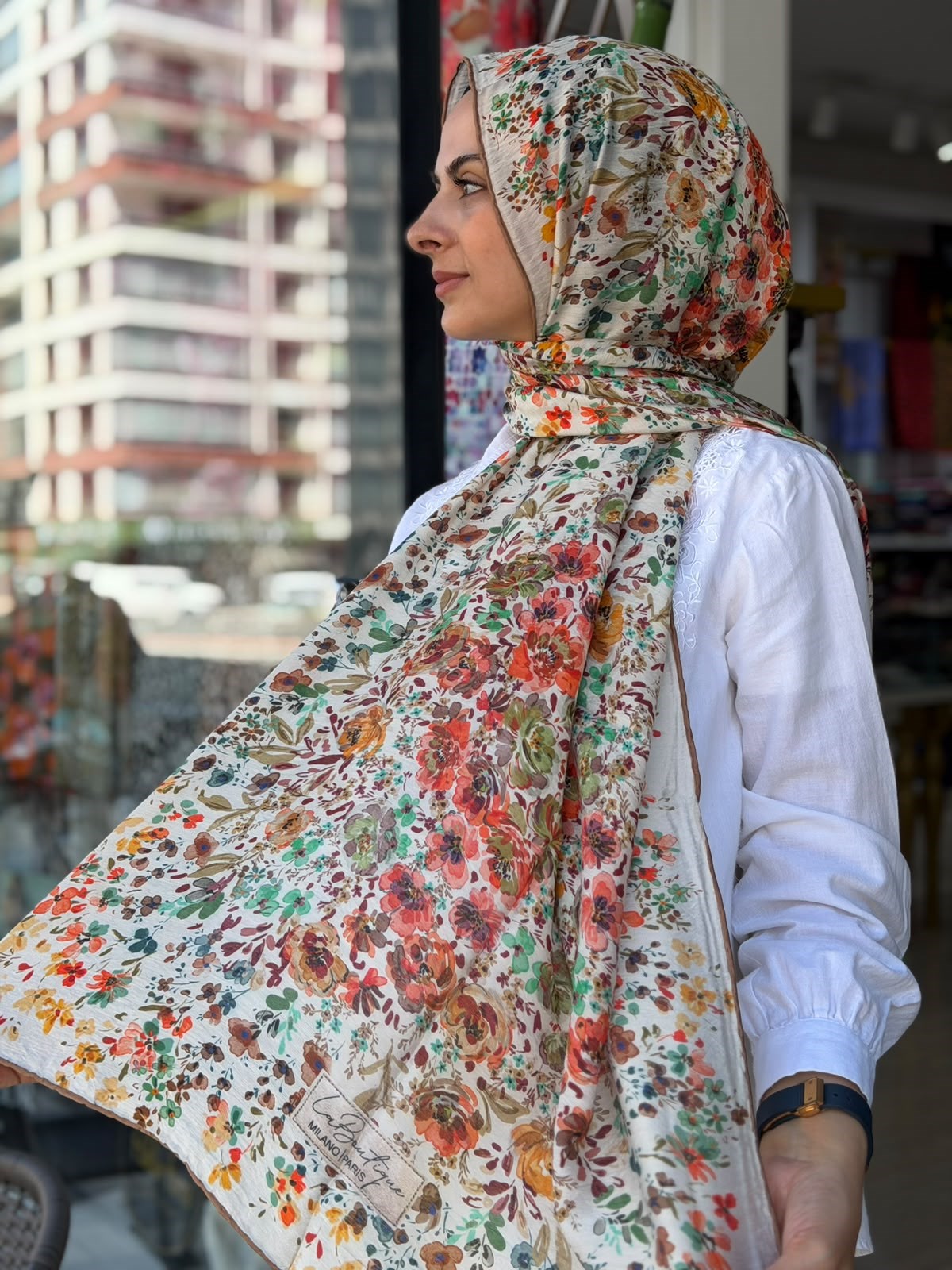La Boutique Yeni Sezon Desenli Güz Yaz Serinliği Şal 02