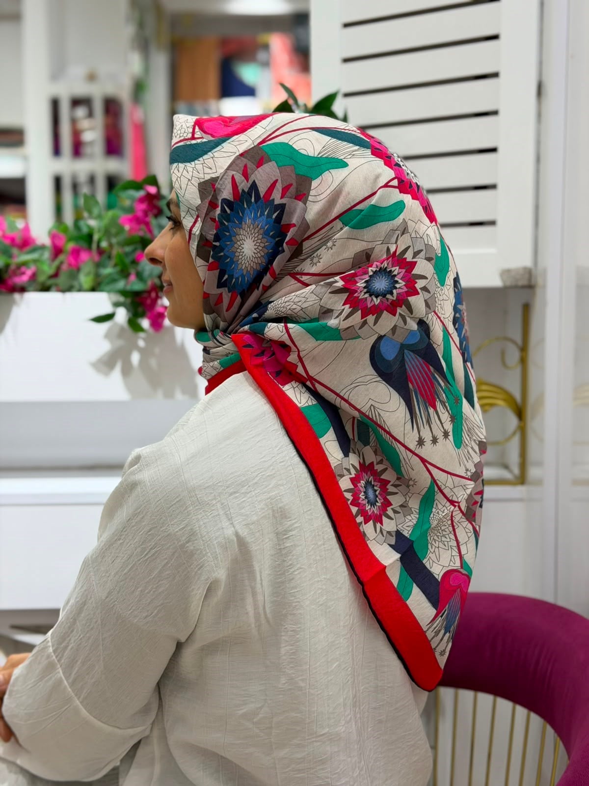 La Boutique Yeni Sezon Desenli Güz Yaz Serinliği Eşarp 01
