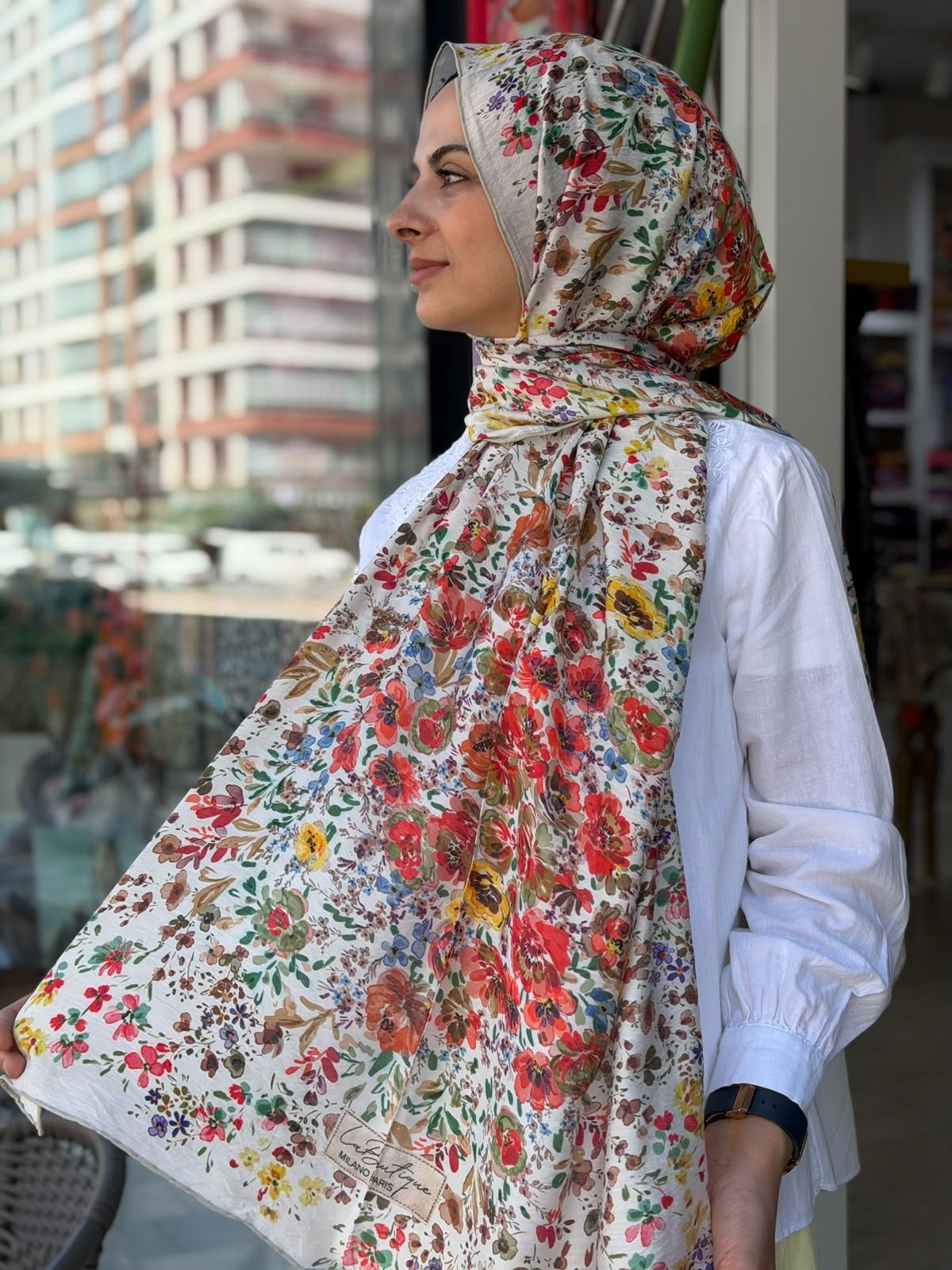 La Boutique Yeni Sezon Desenli Güz Yaz Serinliği Şal 05