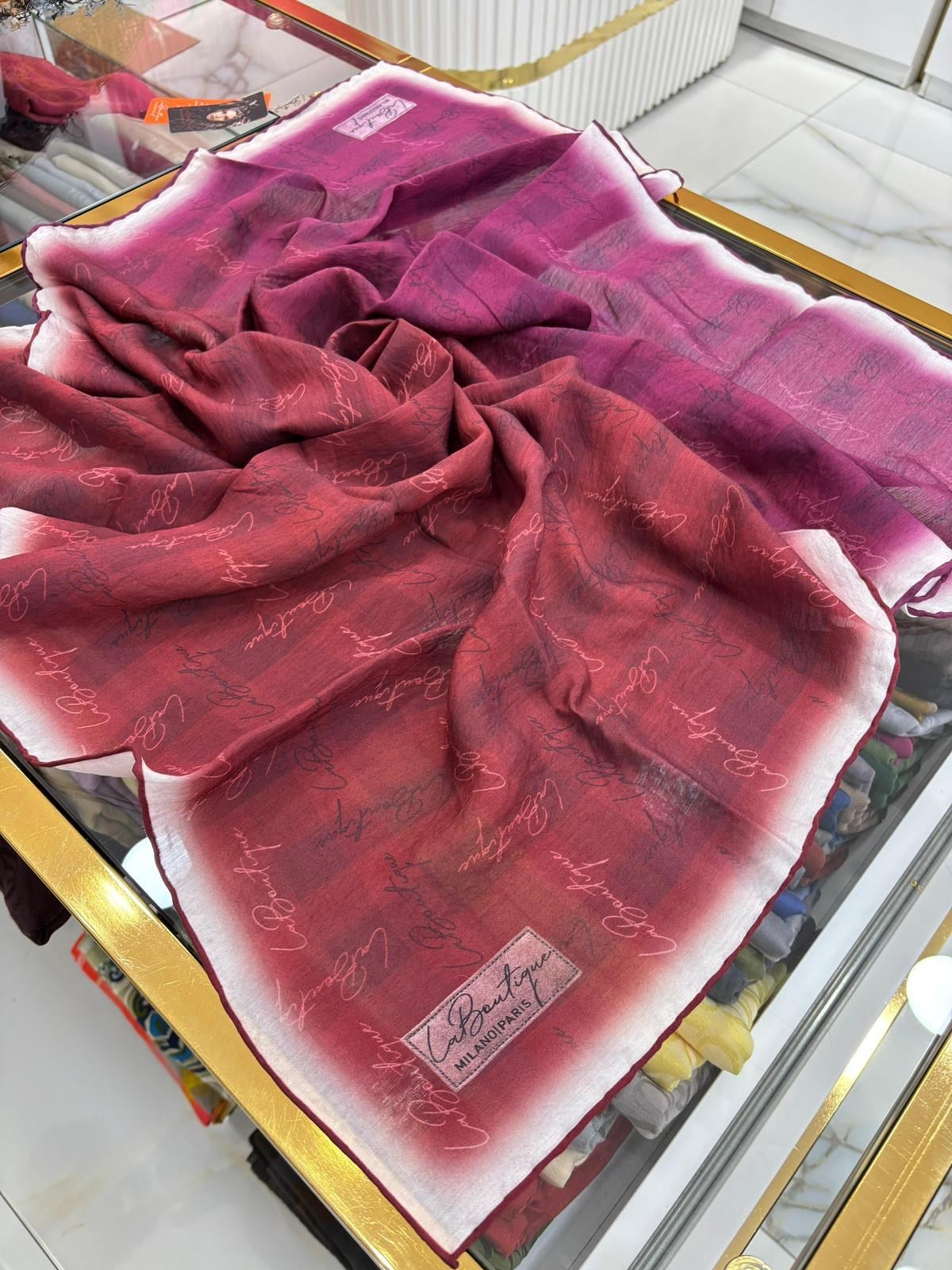 La Boutique Yeni Sezon Desenli Güz Yaz Serinliği Eşarp 03