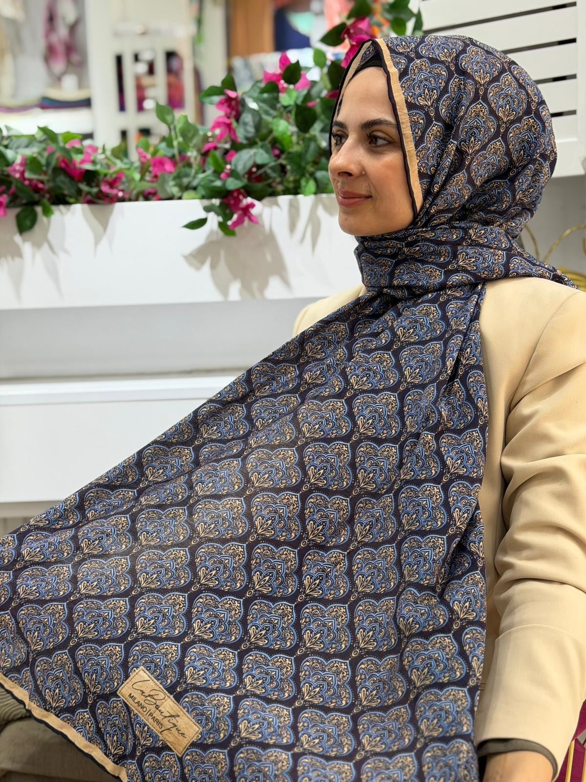 La Boutique Yeni Sezon Desenli Güz Yaz Serinliği Şal 02