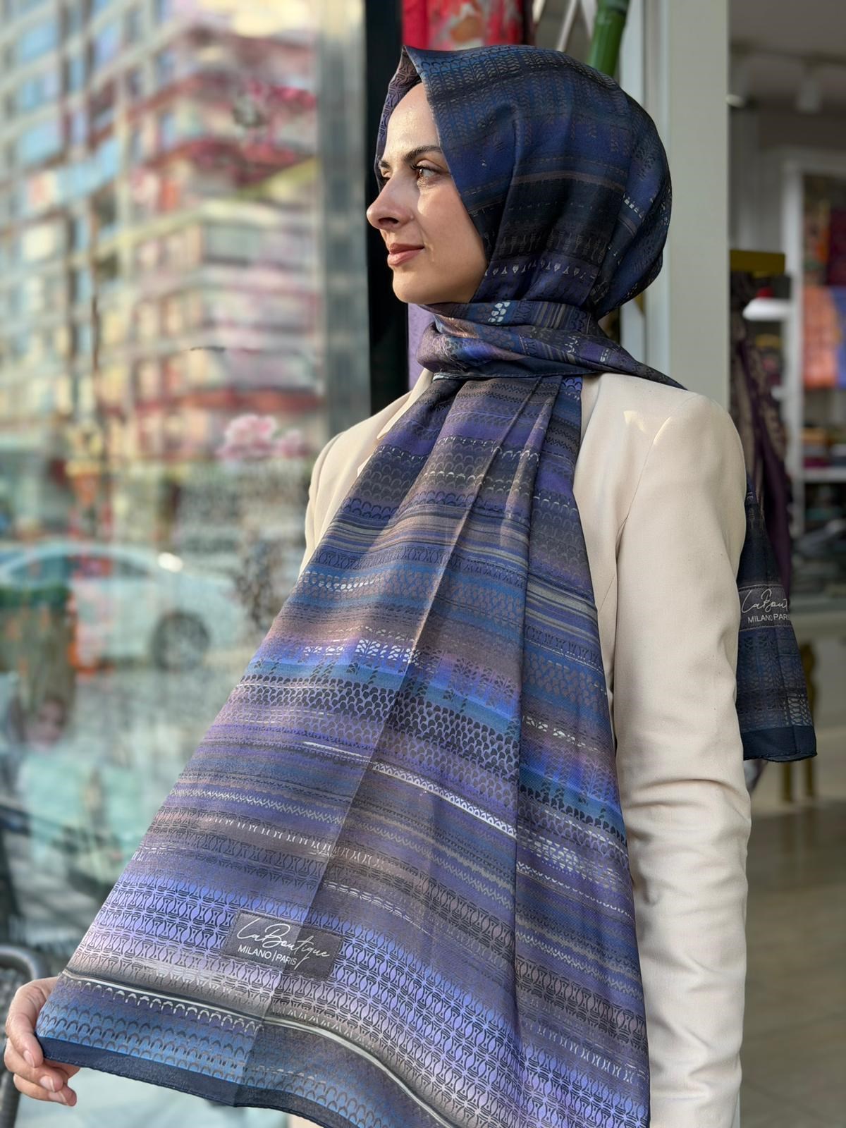 La Boutique Yeni Sezon Desenli Özel Seri Şal 01