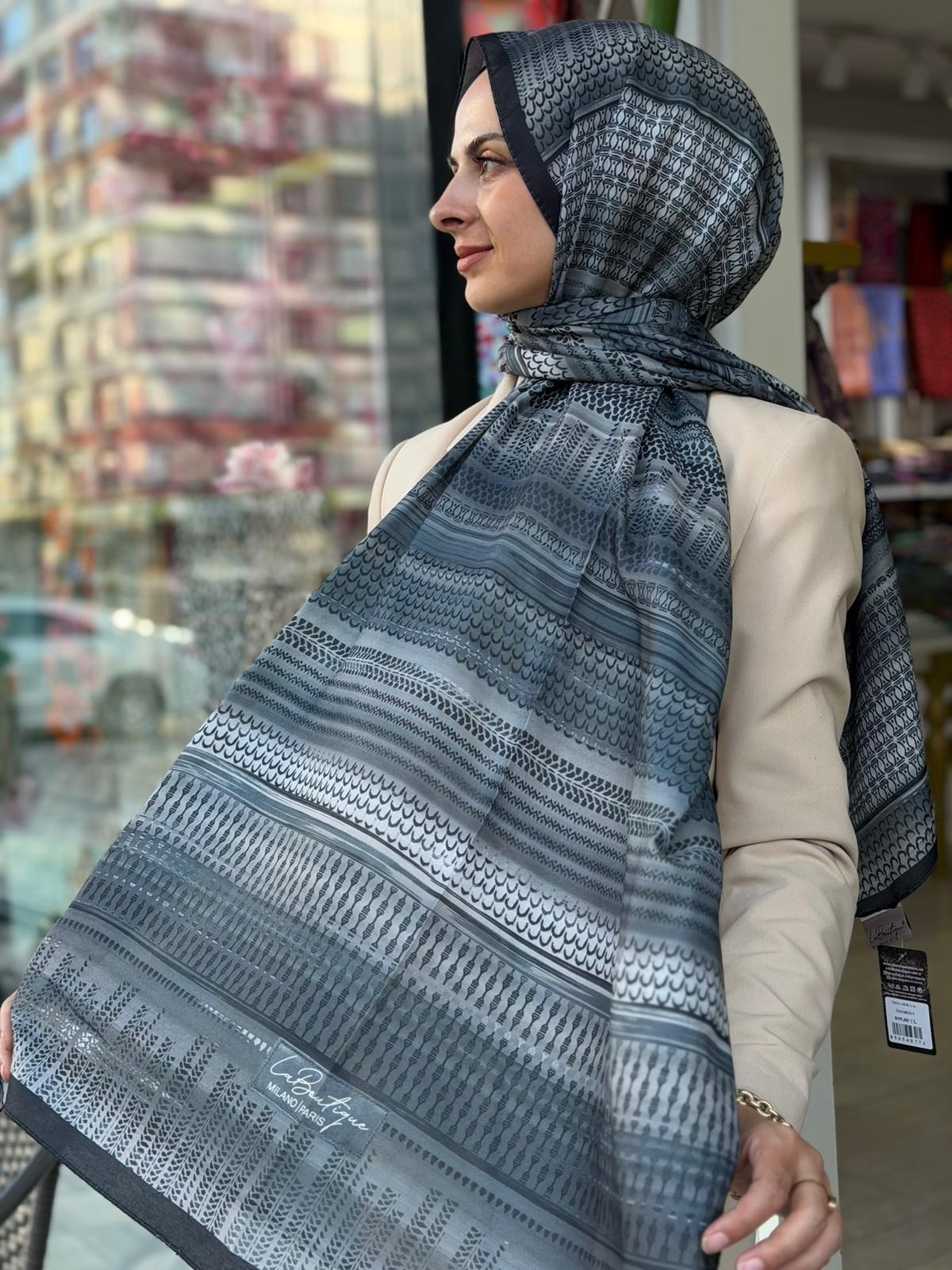 La Boutique Yeni Sezon Desenli Özel Seri Şal 05