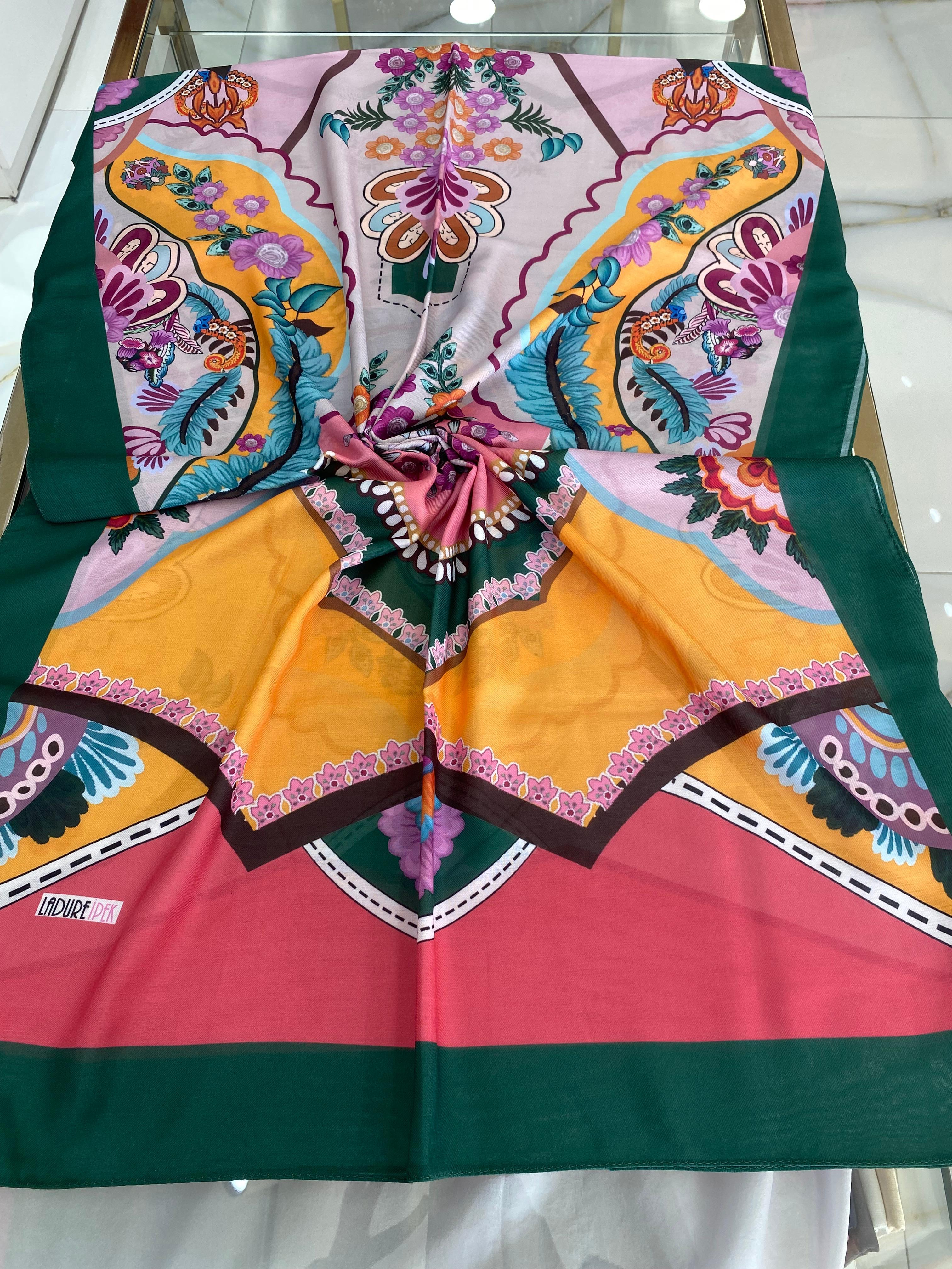 Ladure Otantik Desenli Butik Şal 03