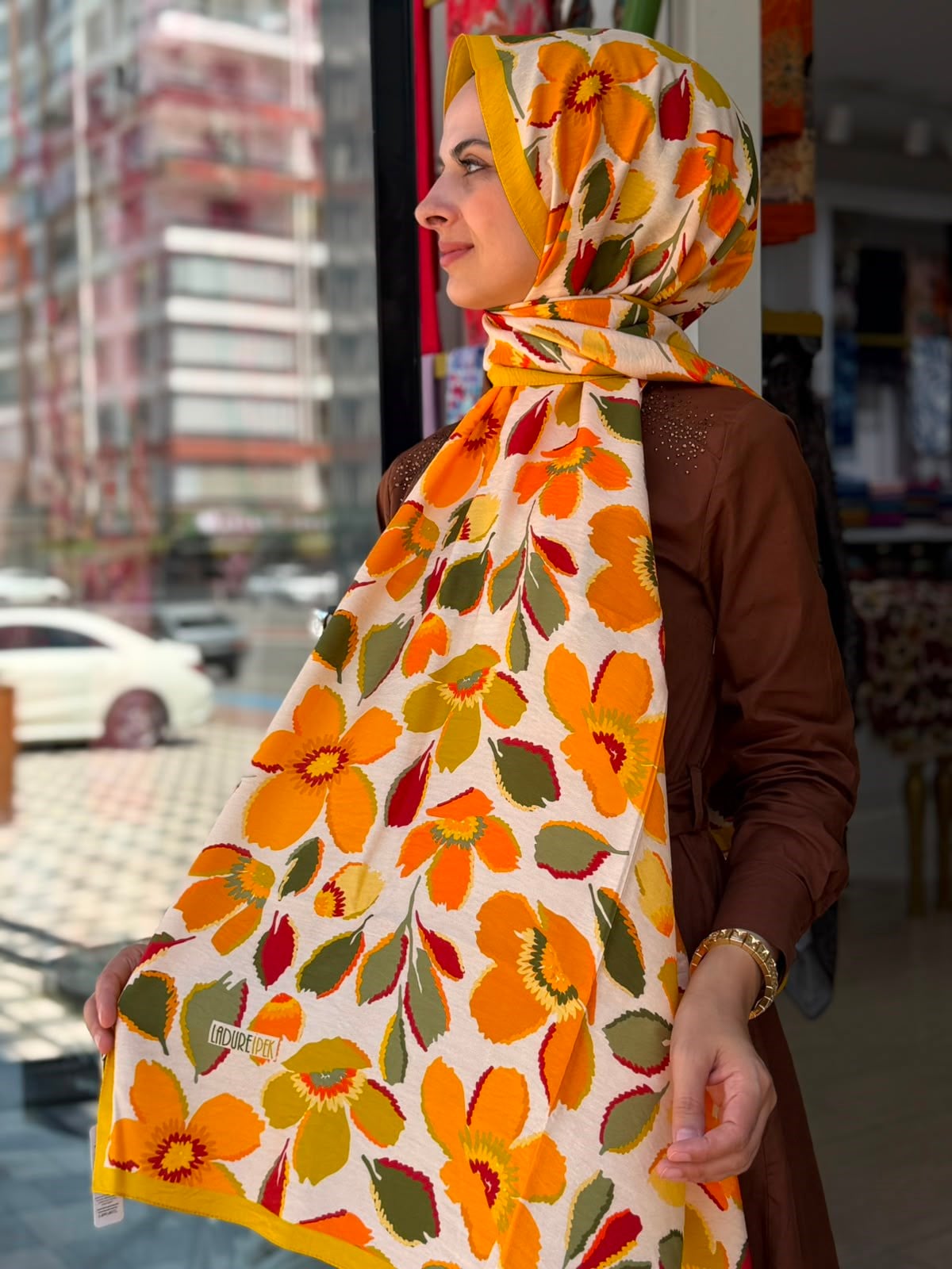 Ladure Premium Seri Şal 01