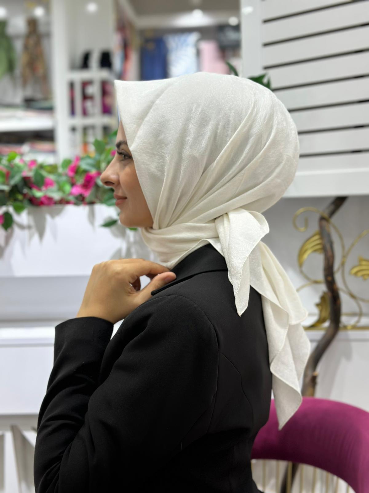 Liza Efekt Şal 20 Kırık Beyaz Rengi