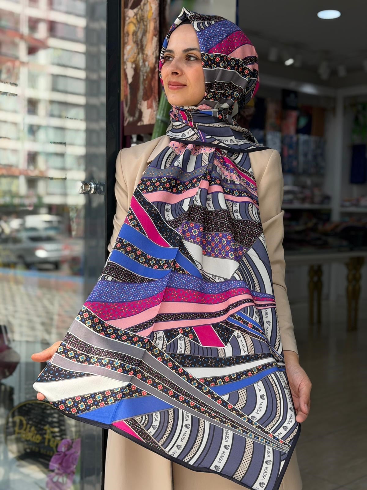 Maisa Floş Fiskon Desenli Şal 02