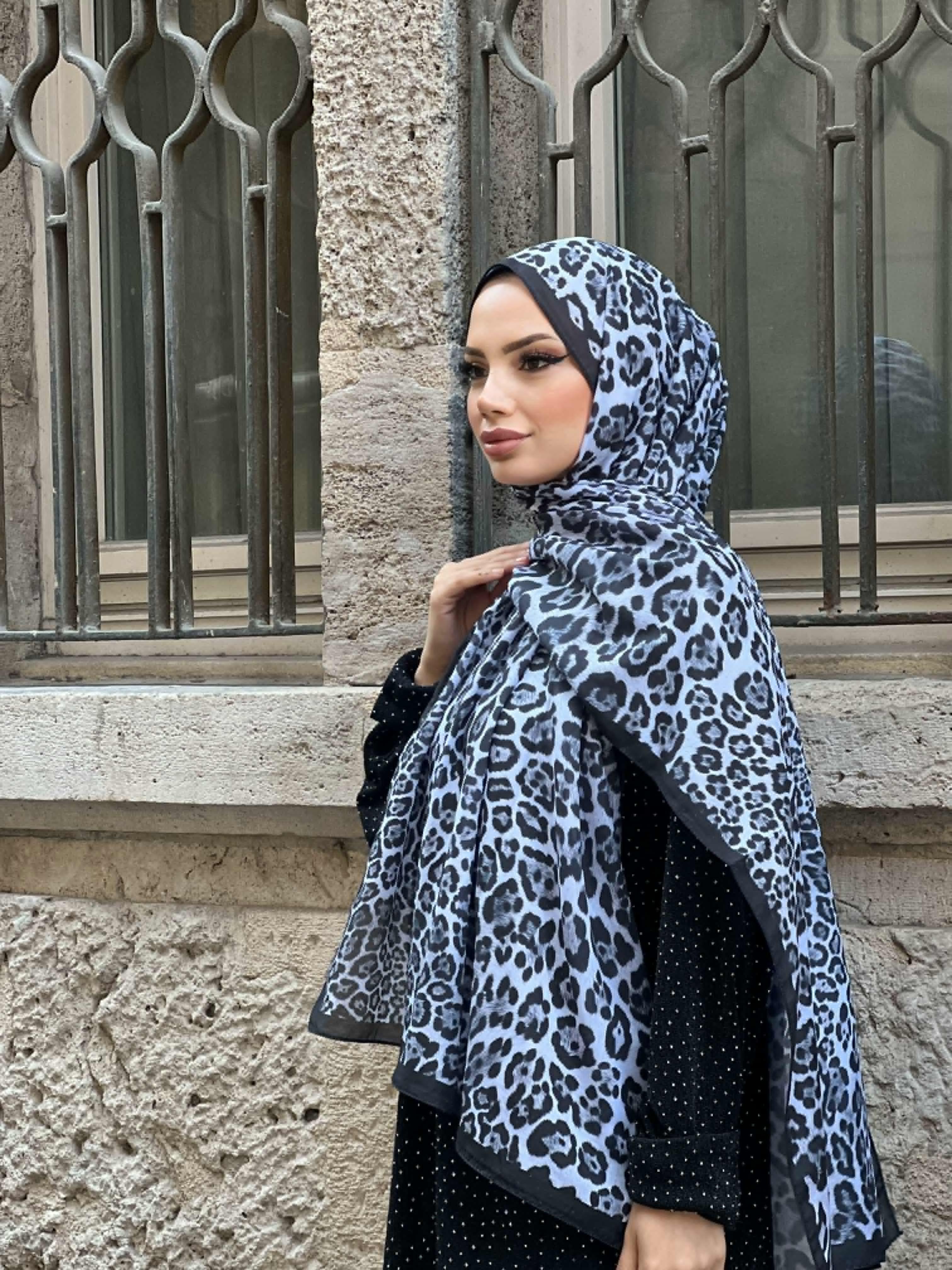 Sensitive Leopar Desenli Şal Pamuklu Siyah Rengi