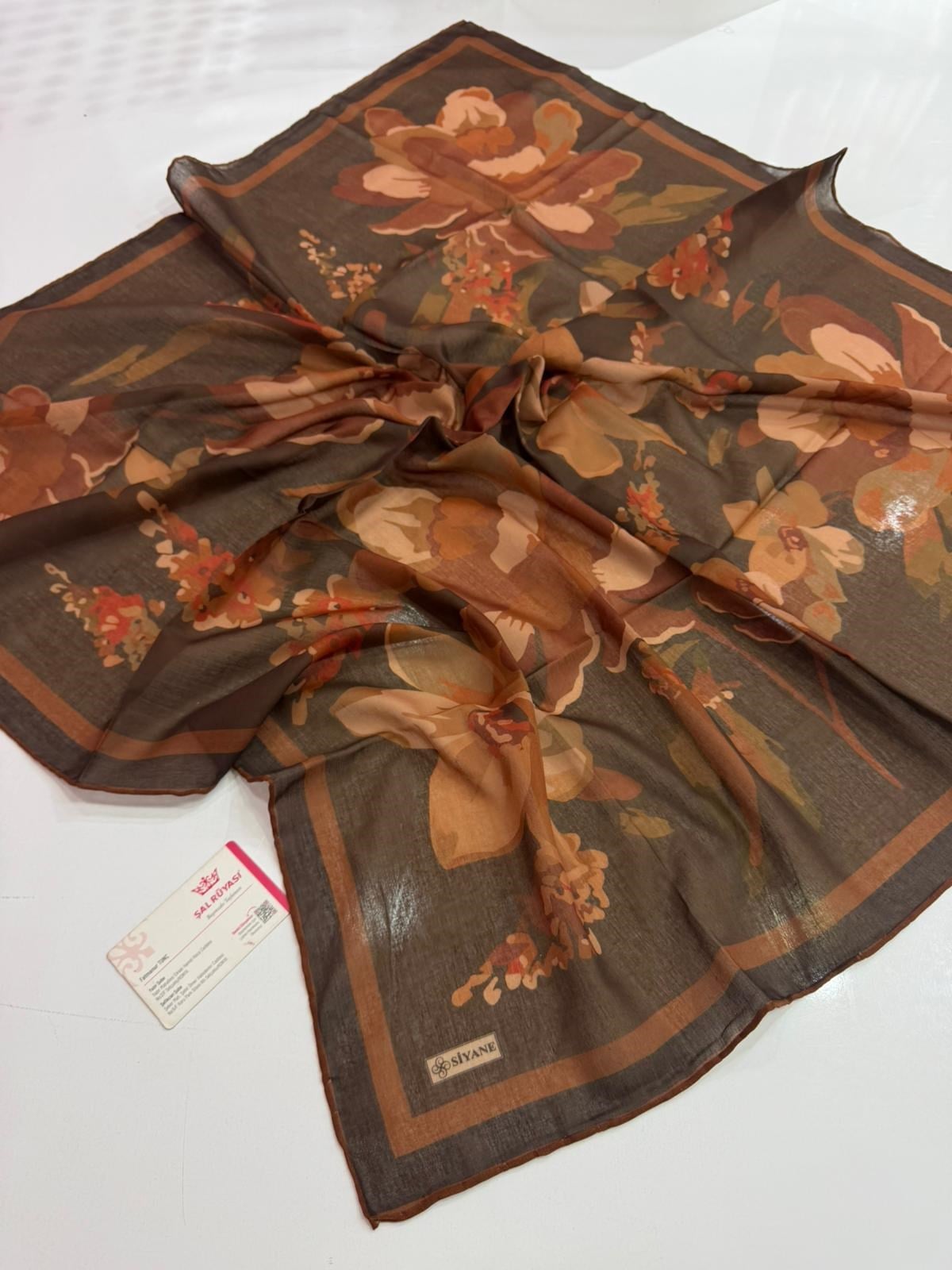 Siyane Desenli Natural Eşarp 14