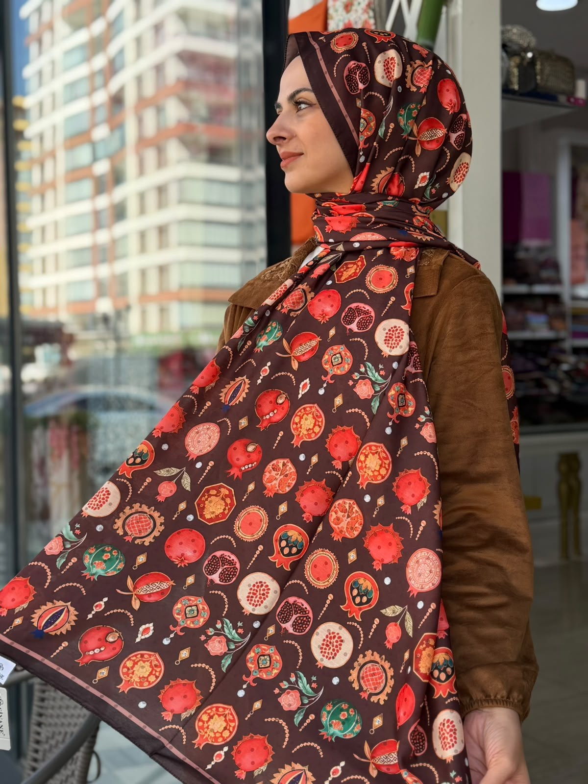 Siyane Desenli Şal