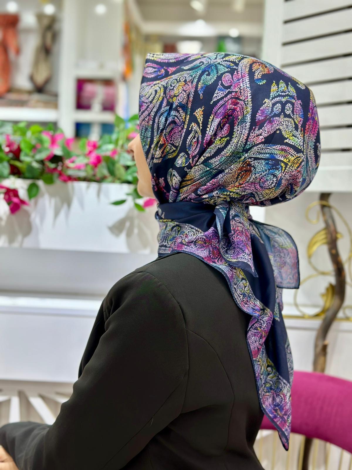 Siyane Desenli Soft Eşarp Lacivert Rengi