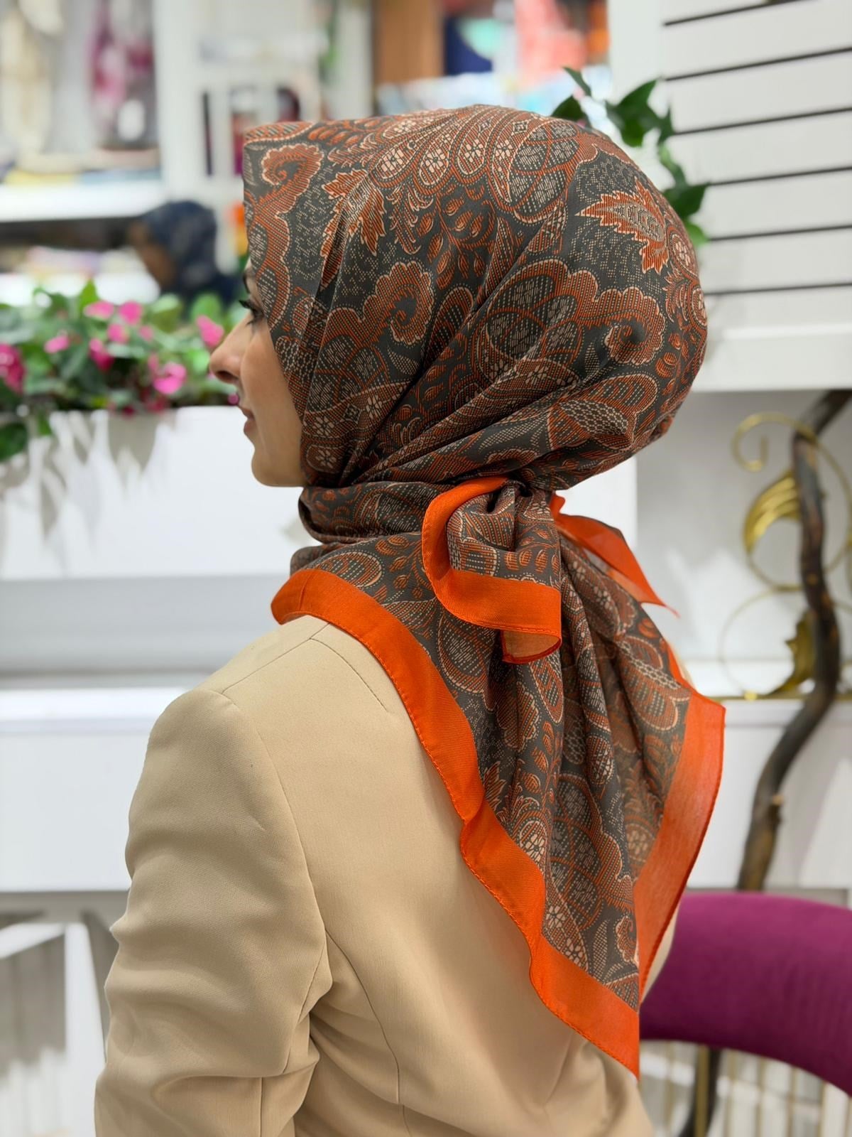 Siyane Desenli Soft Nakışlı Eşarp 08
