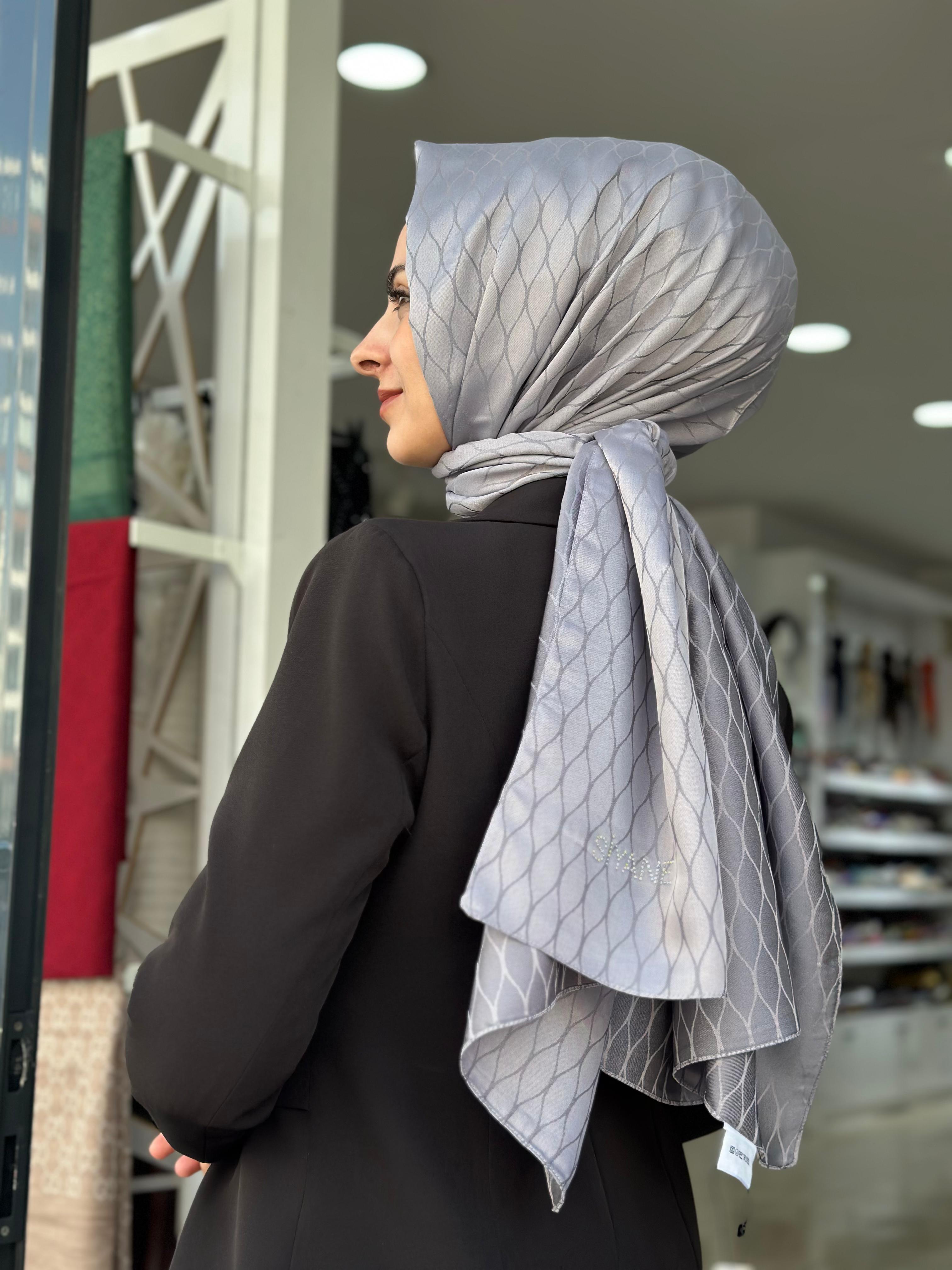 Siyane Jakarlı Şal Gümüş Rengi