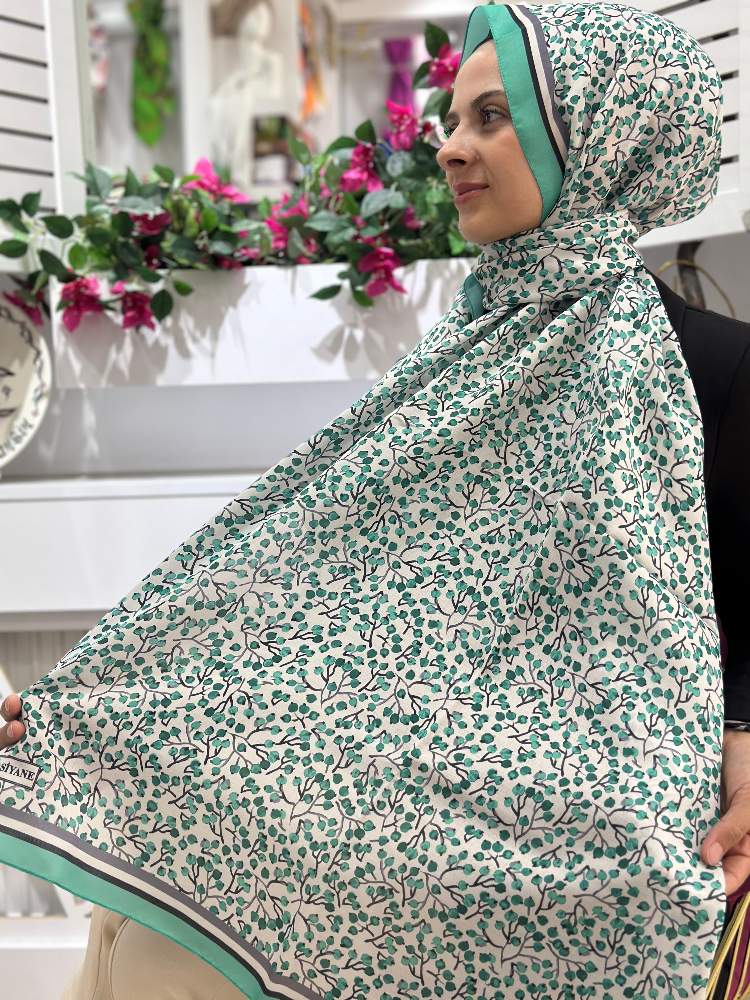 Siyane Kızılcık Şerbeti Vual Şal 13