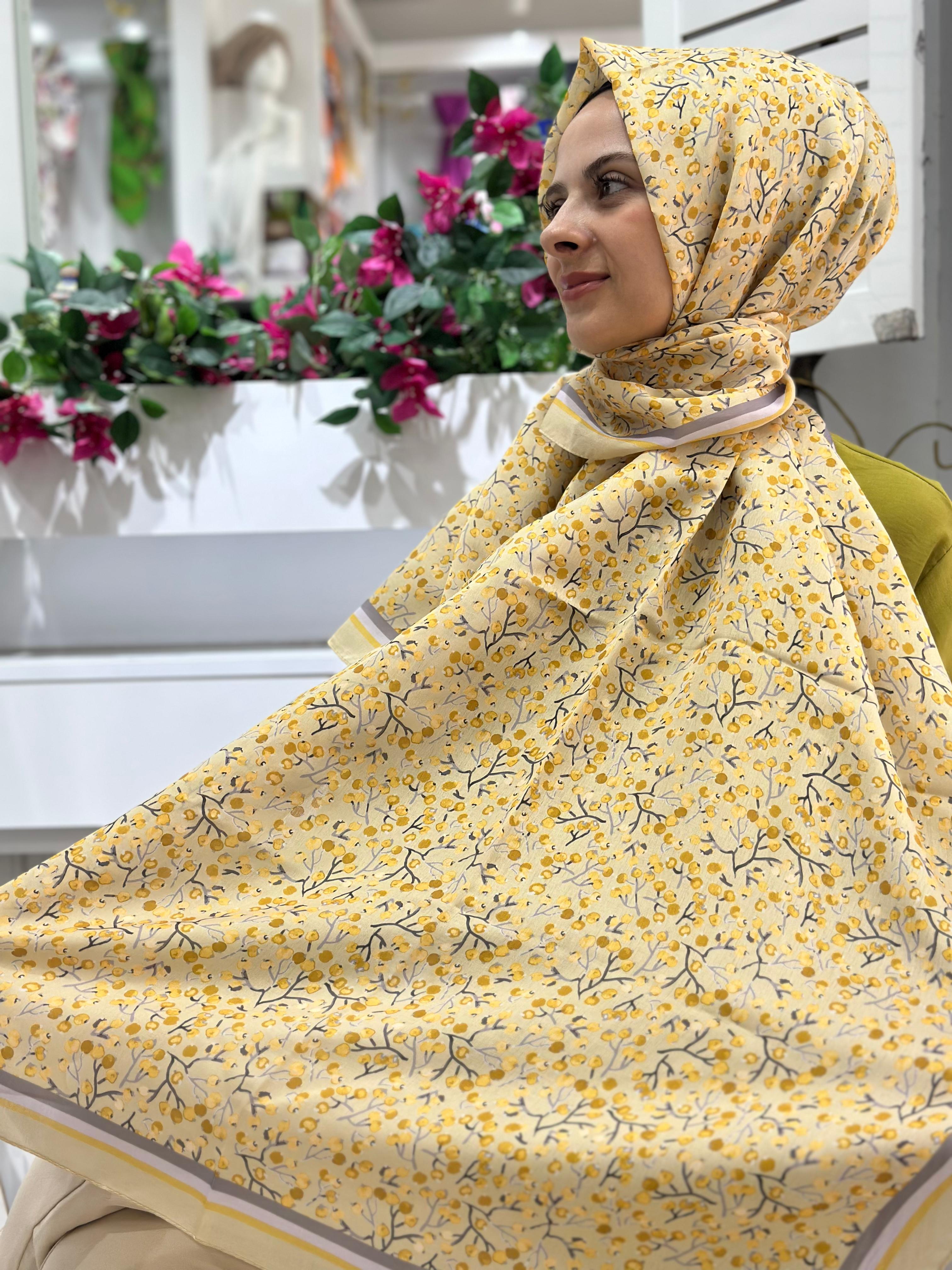 Siyane Kızılcık Şerbeti Vual Şal Sarı Rengi
