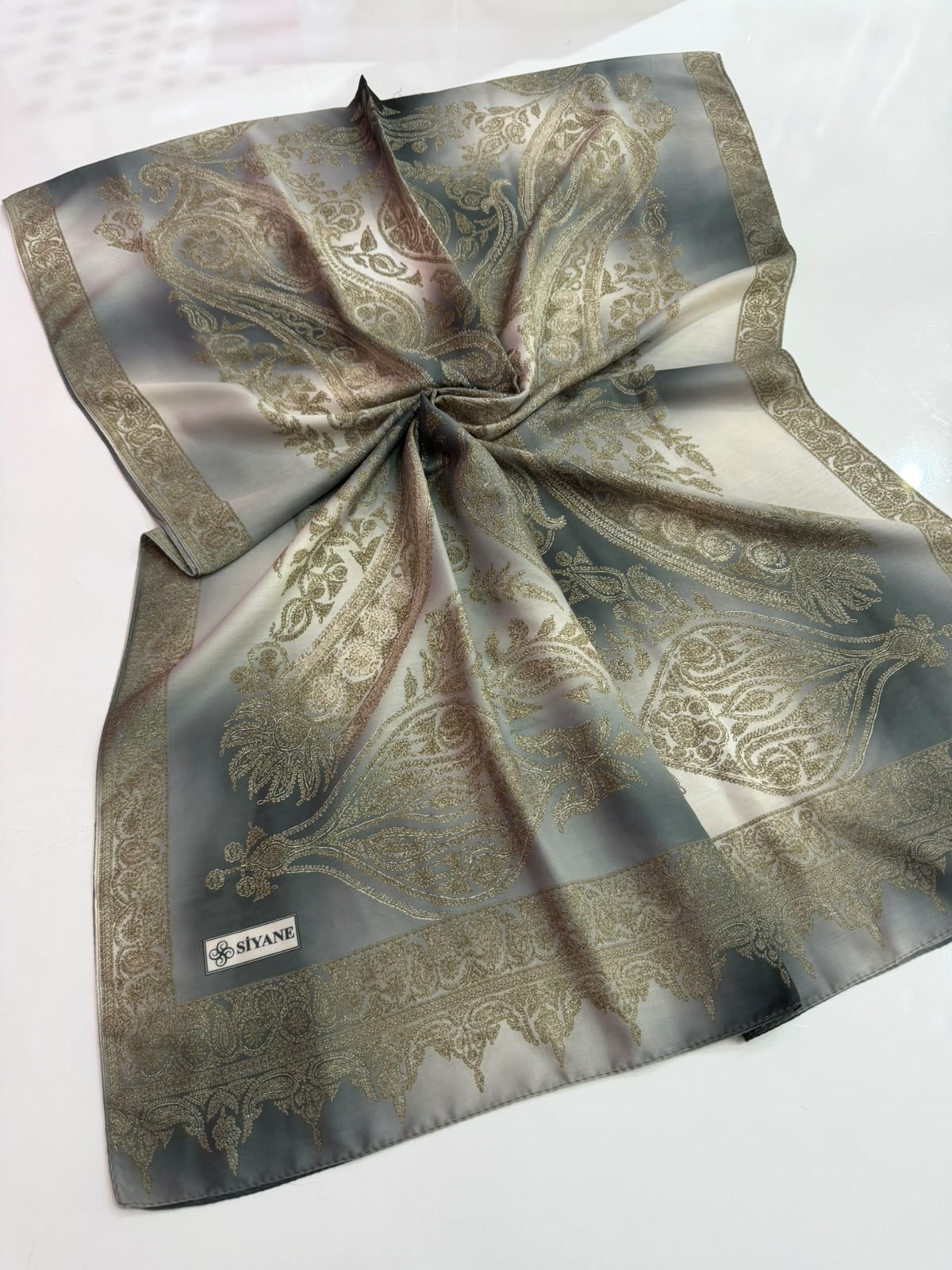 Siyane Motif Renk Geçişli Şal 03
