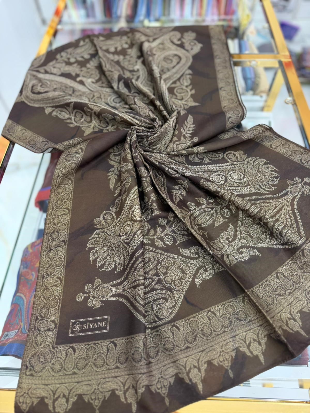 Siyane Motif Renk Geçişli Şal 15
