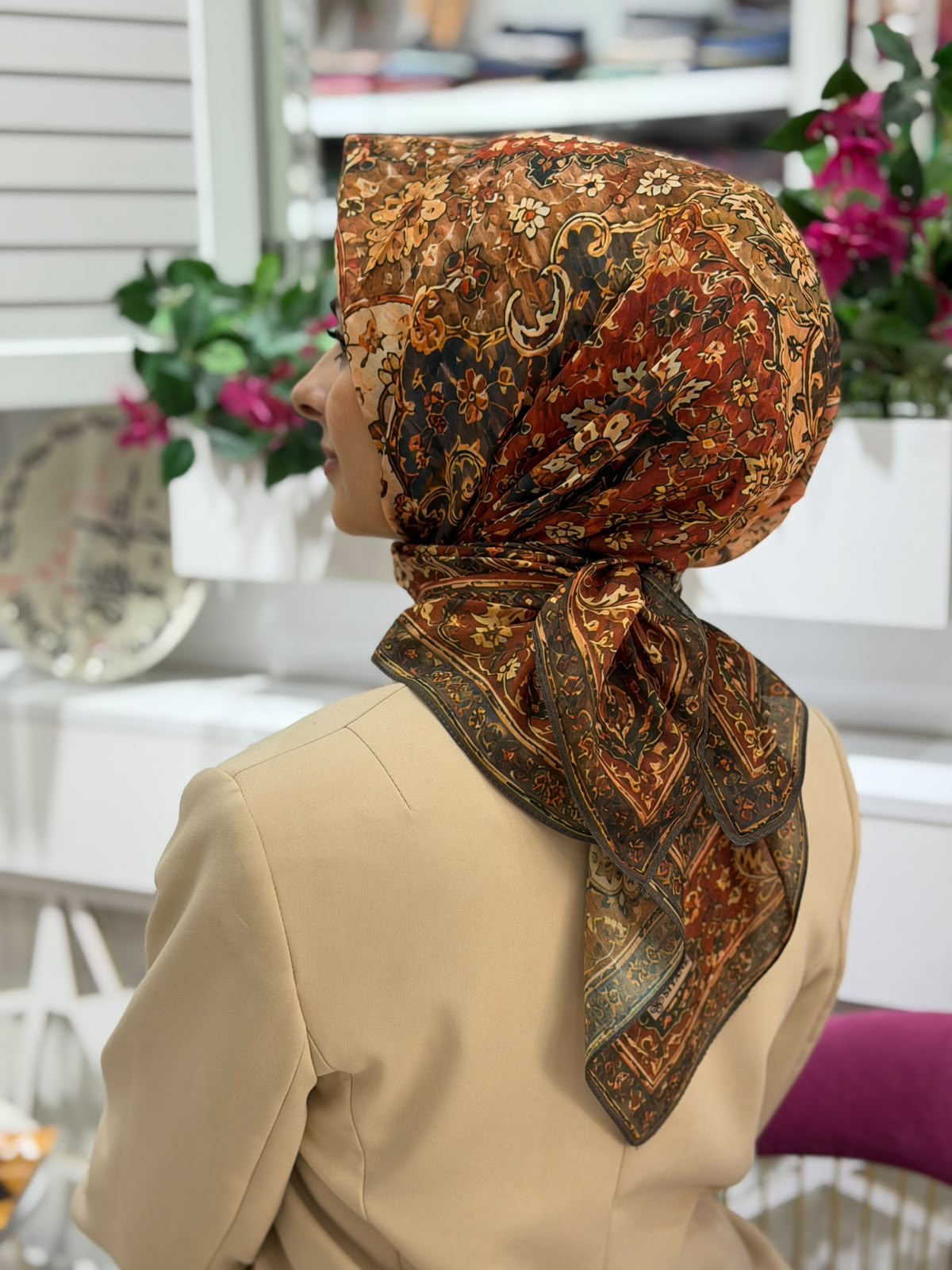 Siyane Nakkaş Desen Eşarp 01