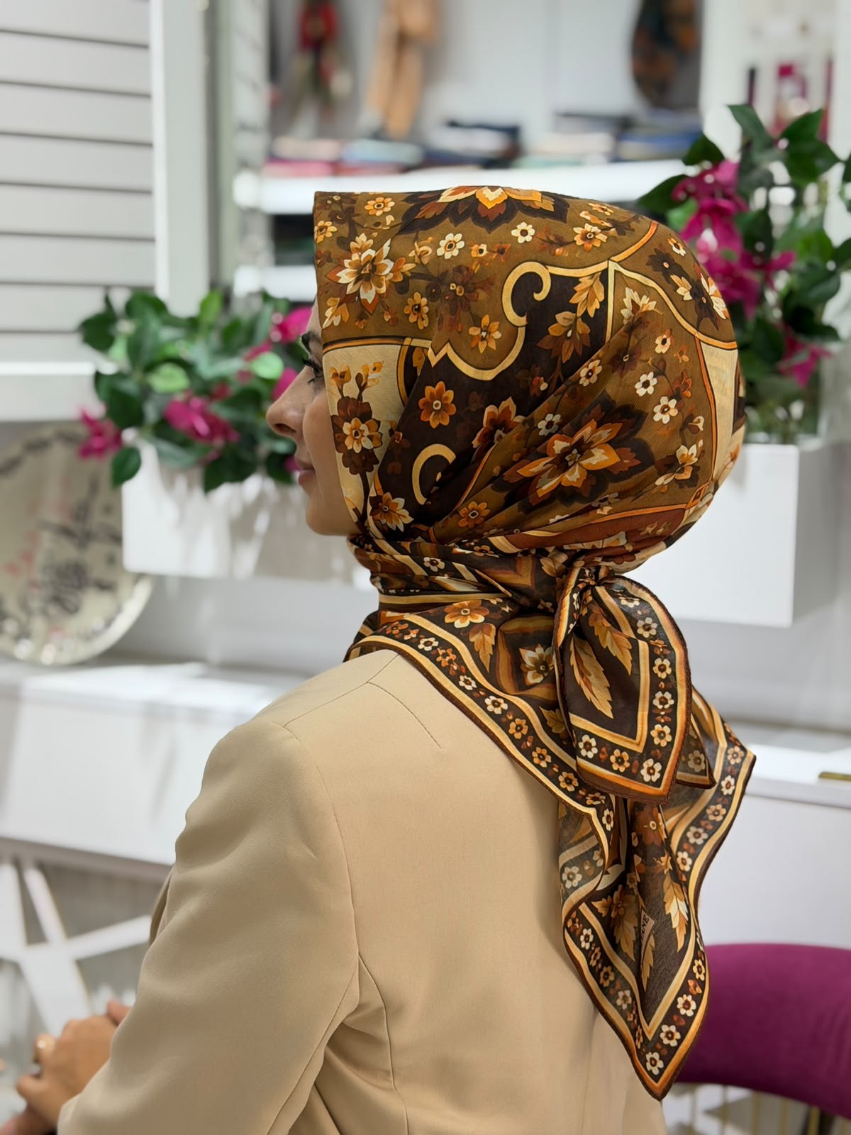 Siyane Nakkaş Desen Eşarp 09