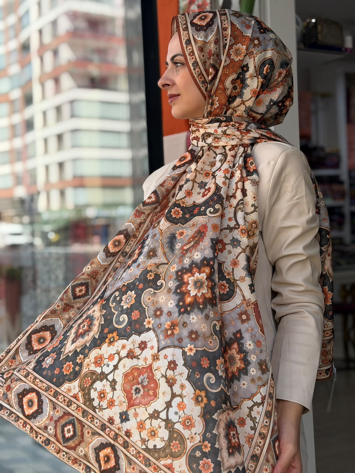 Siyane Nakkaş Desen Soft Şal 03