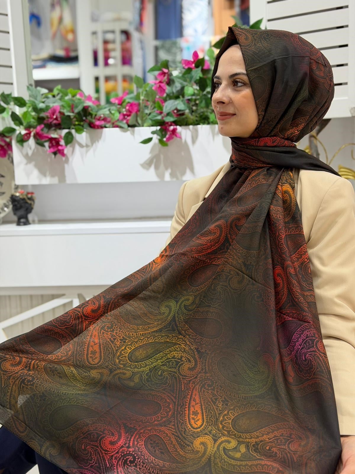 Siyane Paisley Desen 16