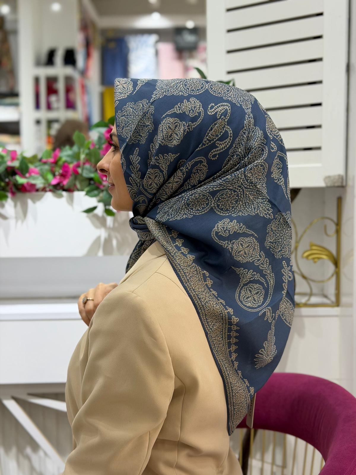 Siyane Yeni Motif Eşarp 13