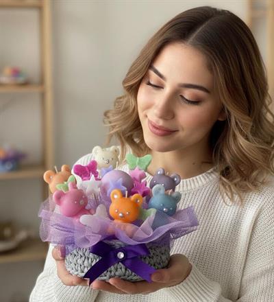 Sevgiliye Özel Premium Sevimli Kualalar Mum Buketi