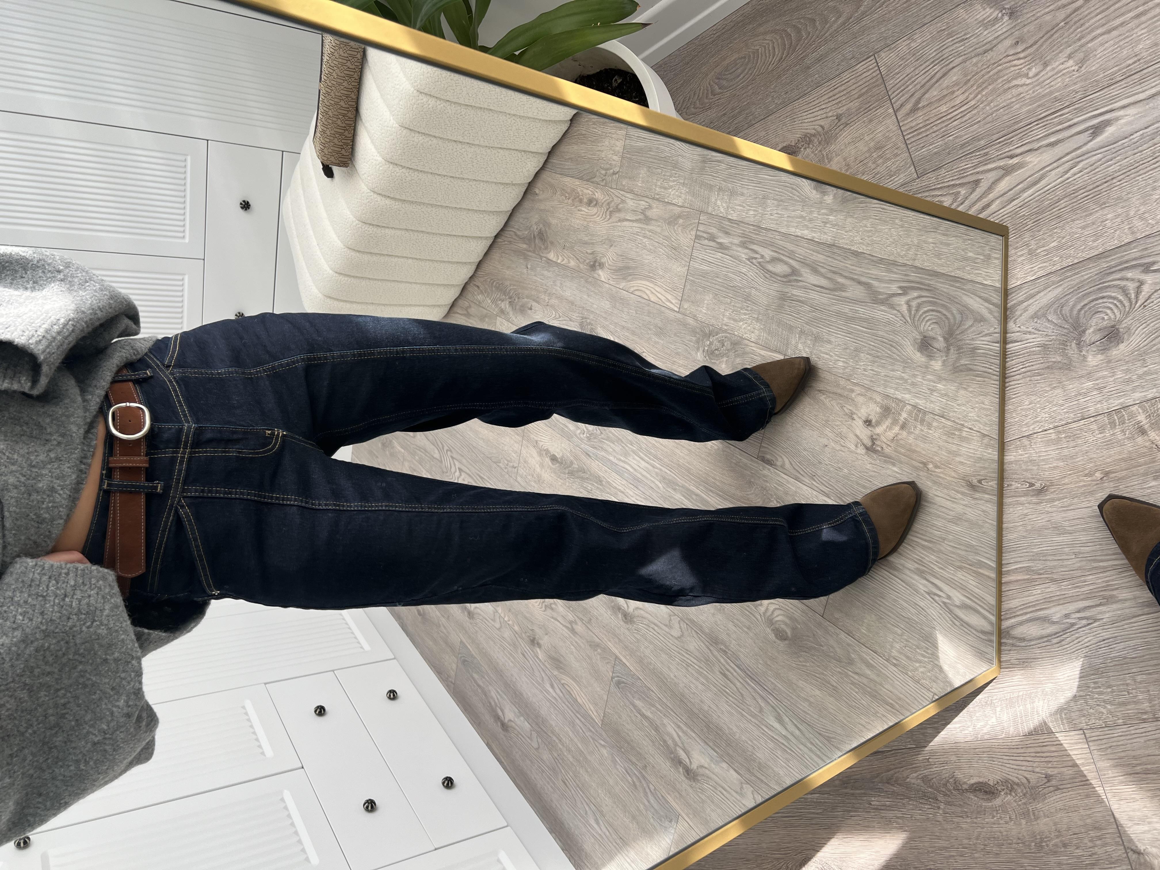 Süet Kemerli Dikiş Detaylı Laci Jean Pantolon 