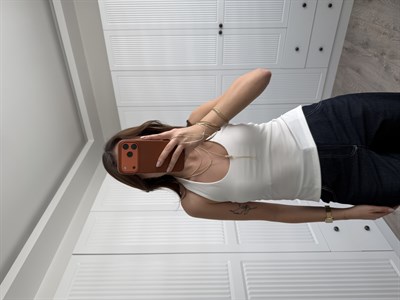 Beyaz Halter Yaka Likralı Bluz