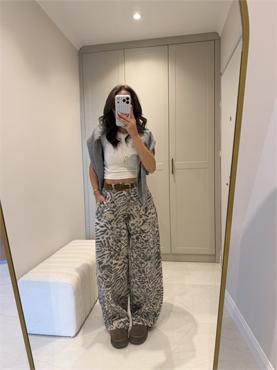 Leopar Desen Dikişli Bol Jean