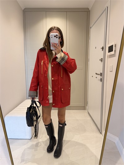 Marka Model Kırmızı Mumlu Ceket