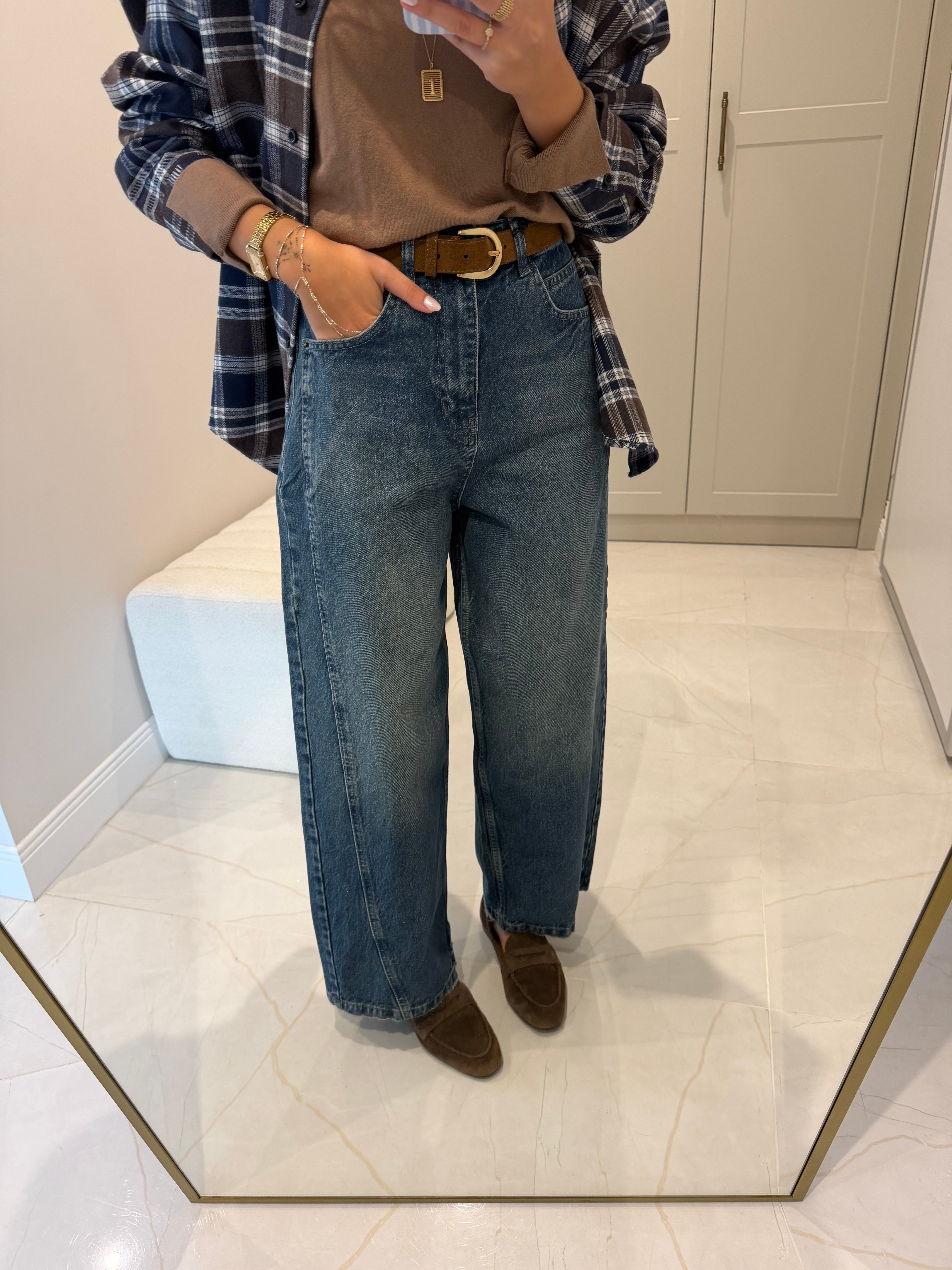 Barrel Kesim Mavi Yıkamalı Dikişli Jean