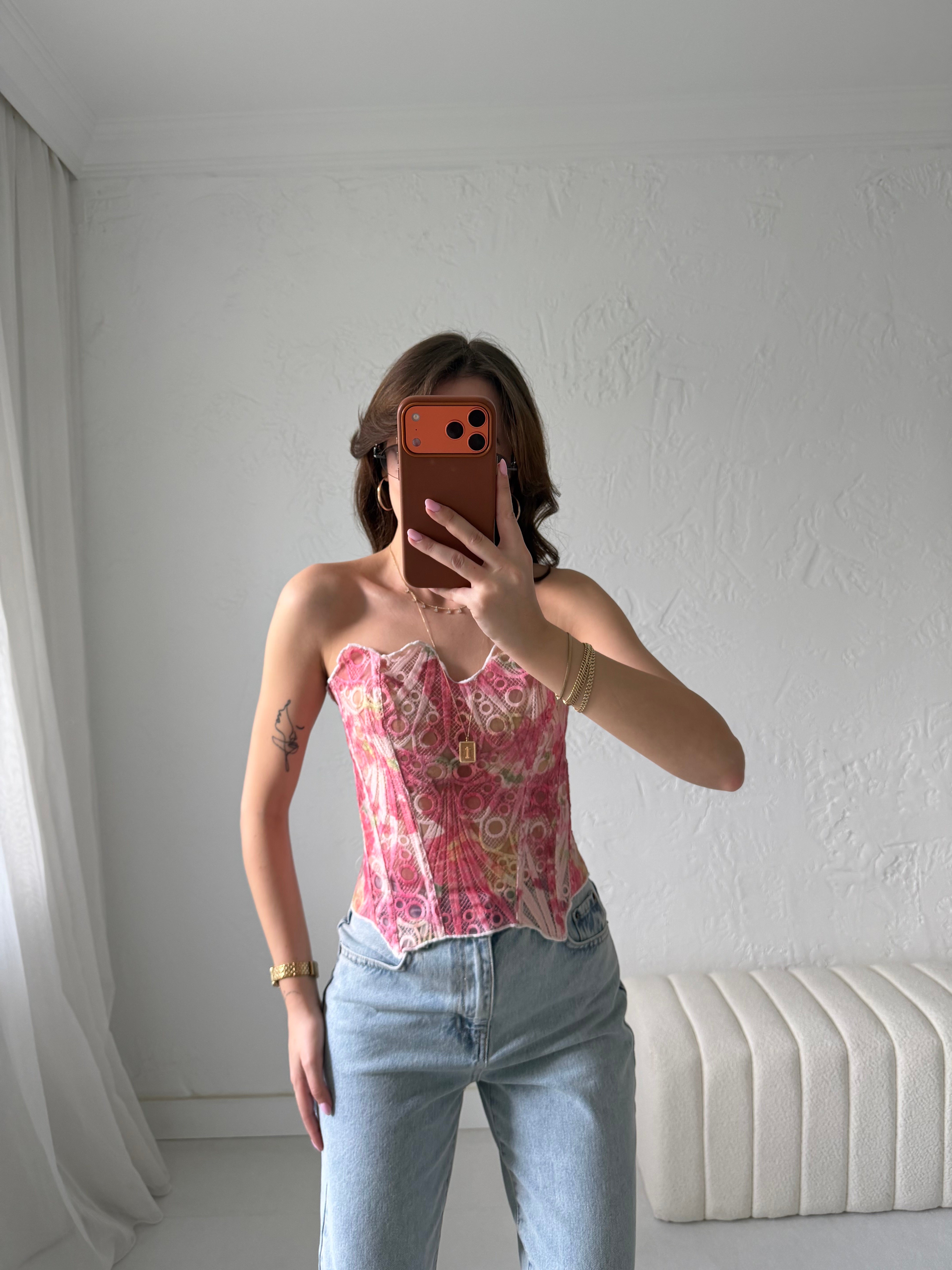 Marka Model Pembe Arkası Bağlamalı Korse 