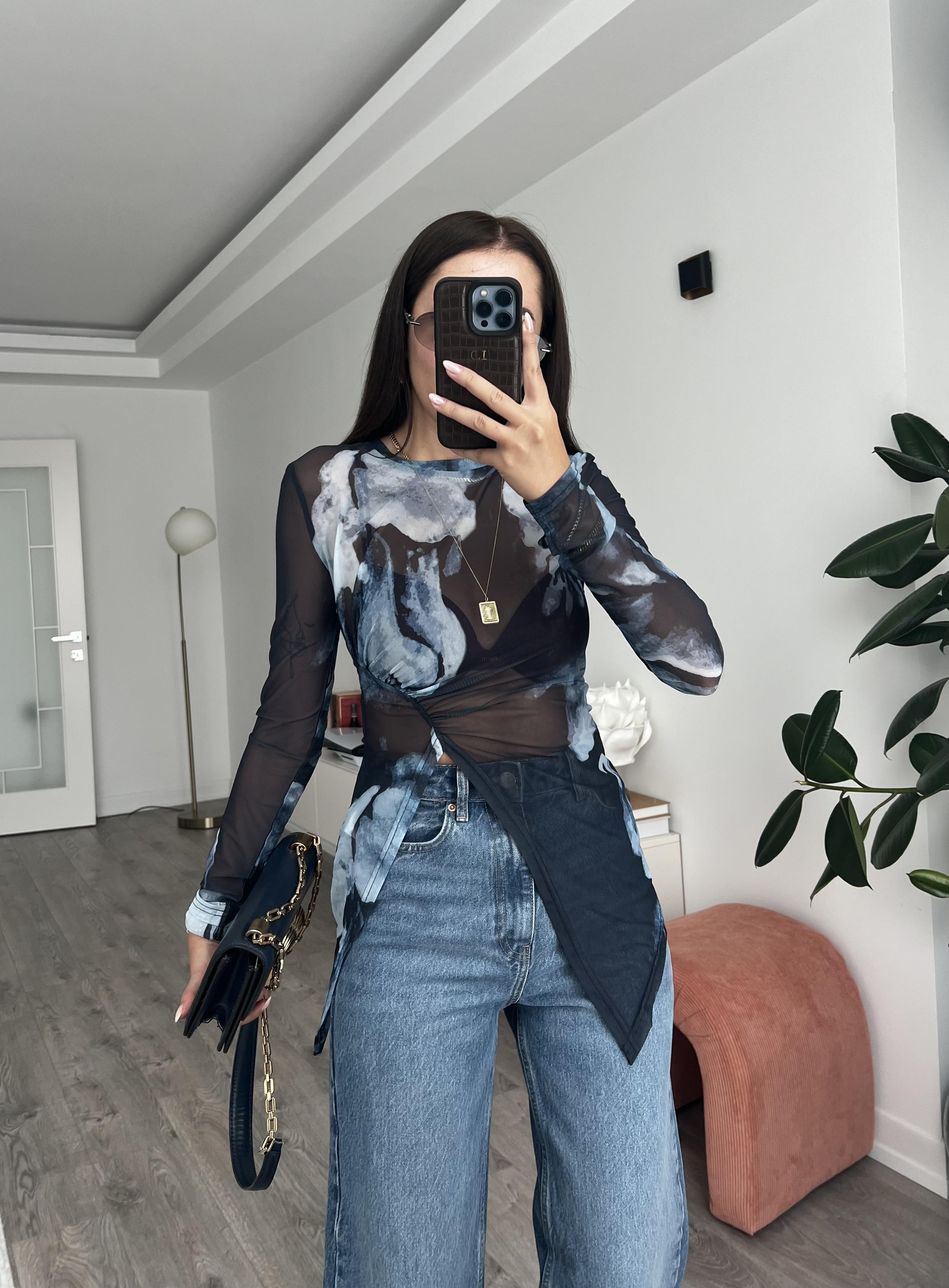 Mavi Desenli Asimetrik Tül Bluz