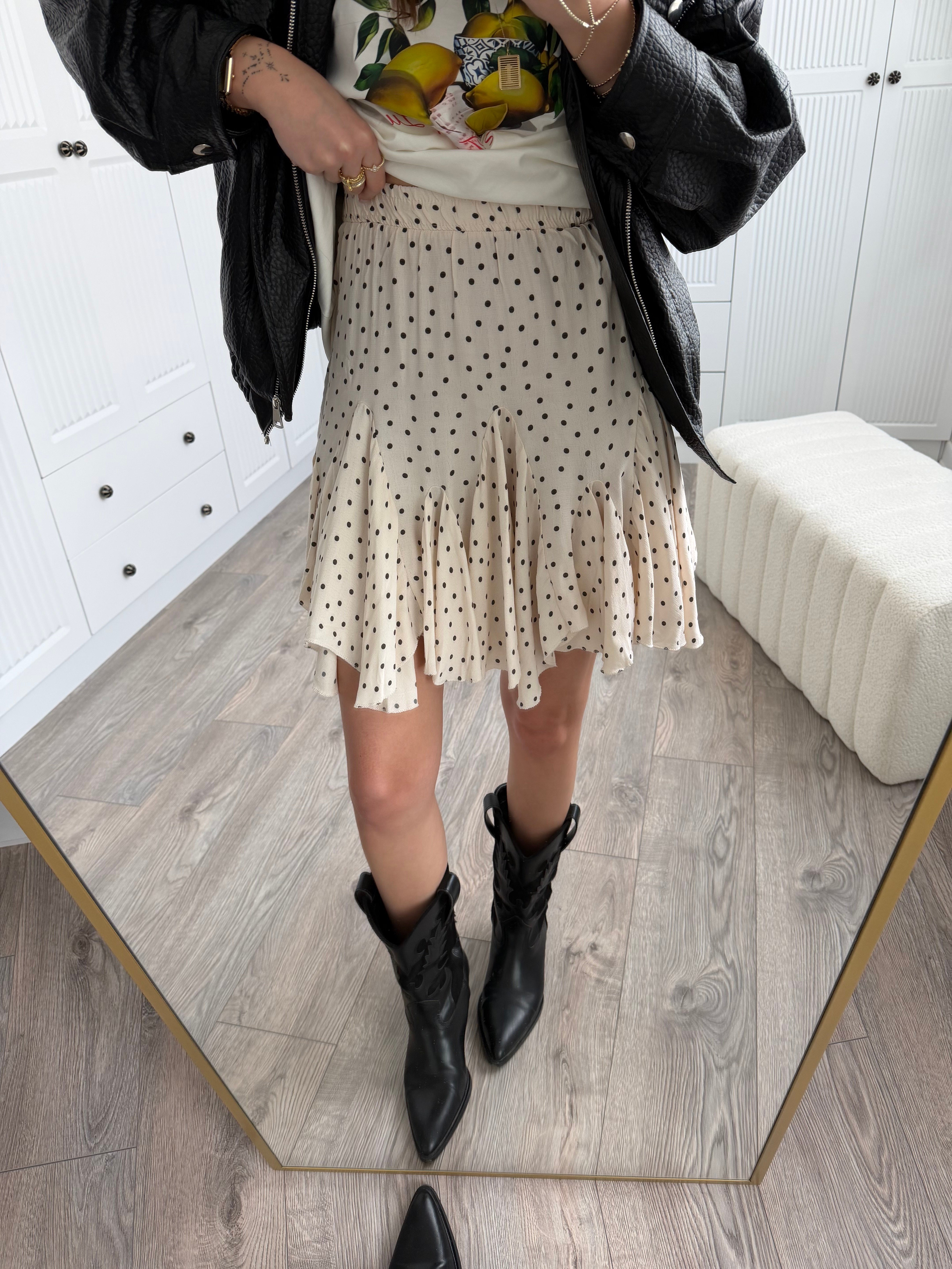 Puantiyeli Fırfırlı Krem Etek