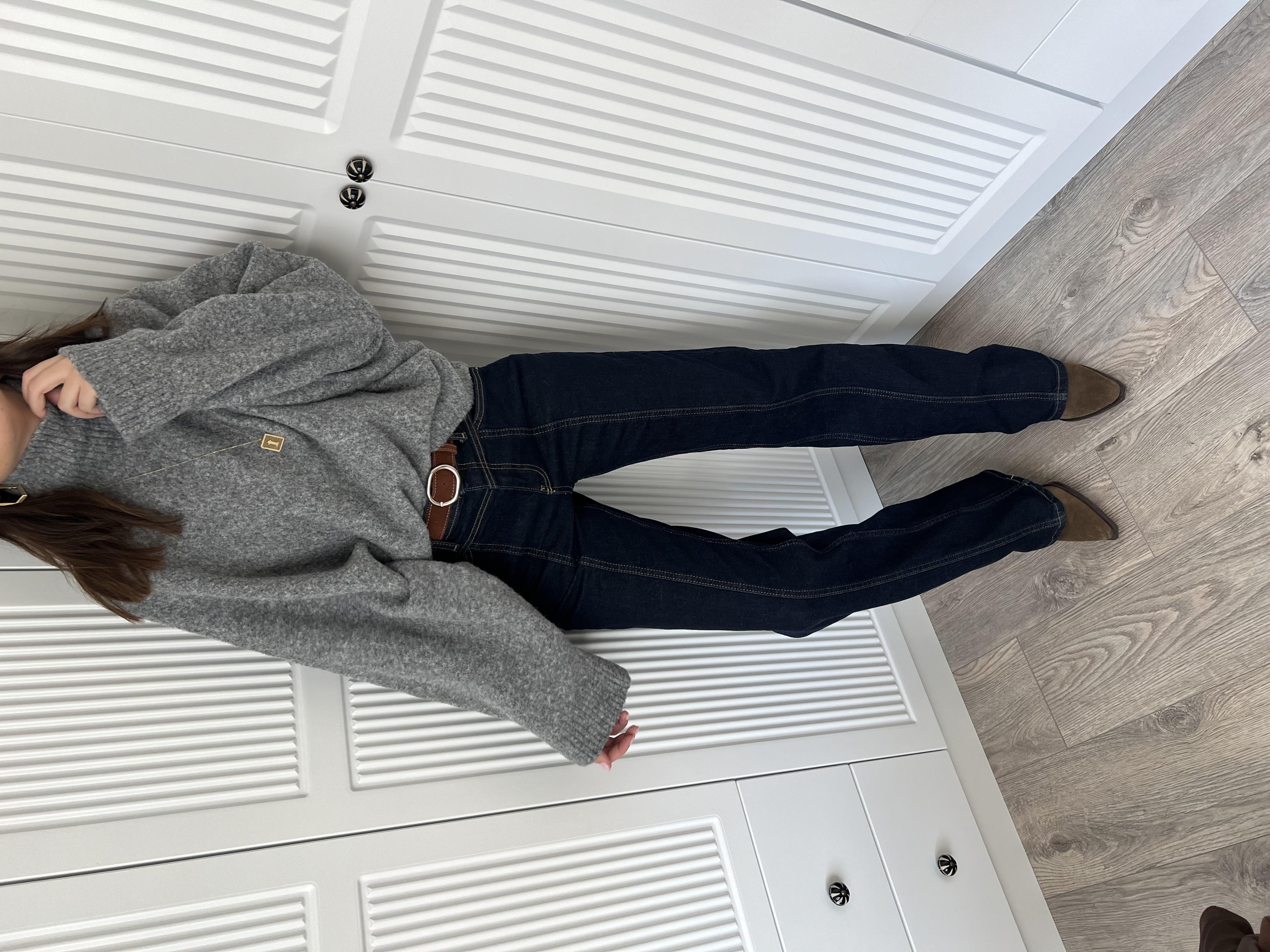 Süet Kemerli Dikiş Detaylı Laci Jean Pantolon 