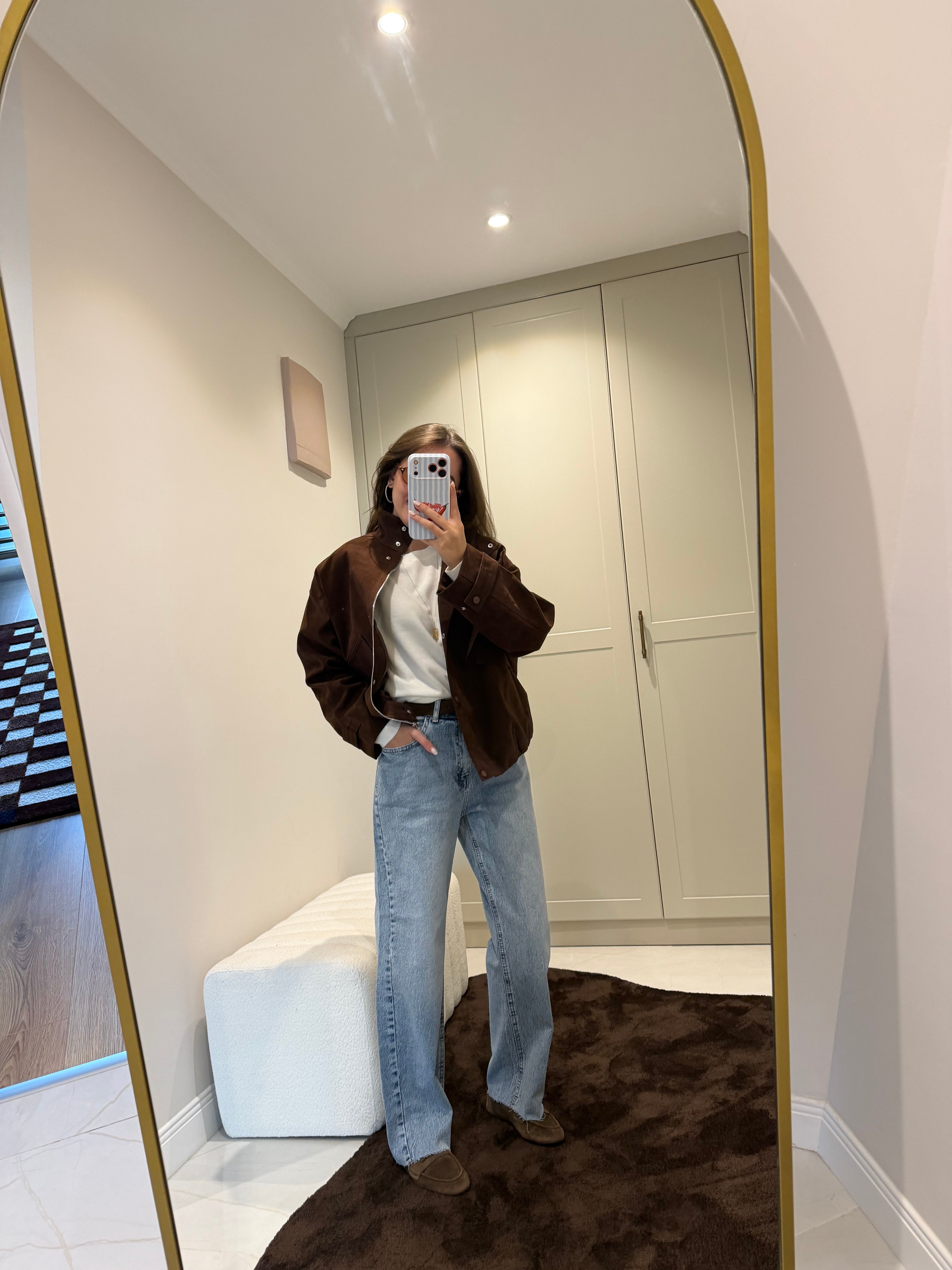 Süet Kemerli Straight Mavi Likralı Jean