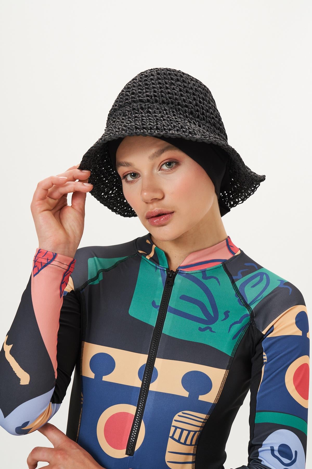 El Örgü Hasır Şapka Siyah