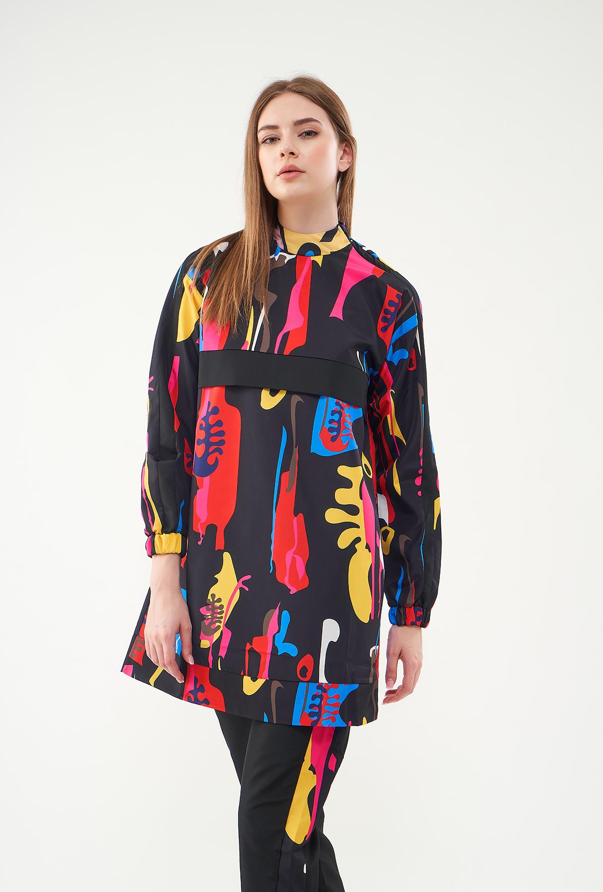 Lia Desenli Tesettür  Mayo Siyah Kısa