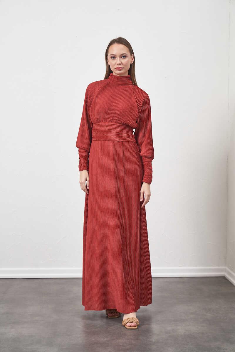 Pliseli Elbise Gülkurusu