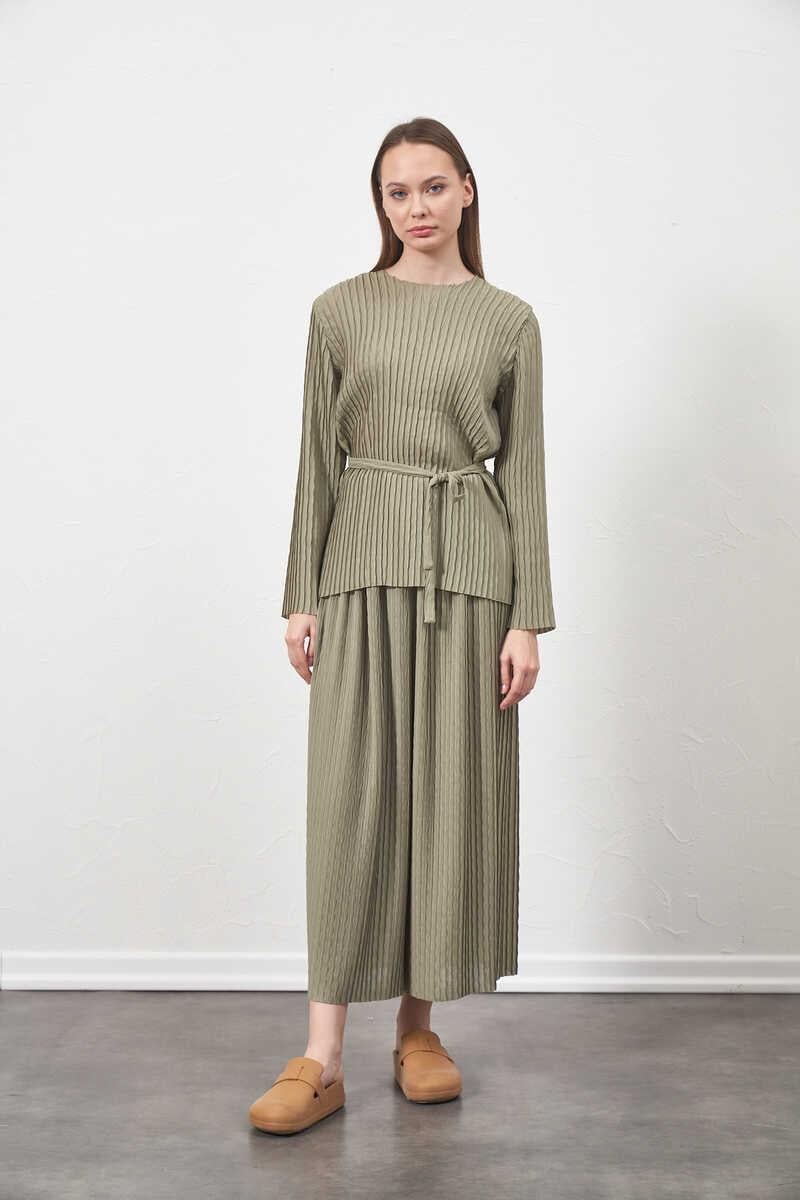 Pleated Trousers Almond Green