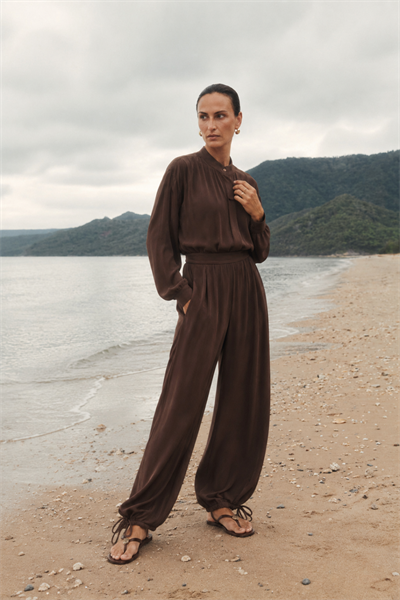 COAST | Fularlı Gömlek Pantolon Takım Kahve