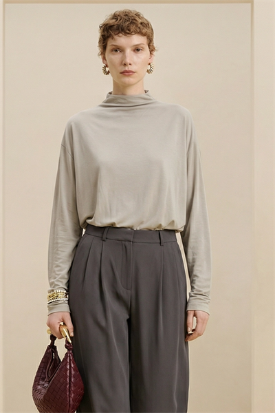 NORA | Dik Yaka Rahat Kesim Bluz Taş Gri