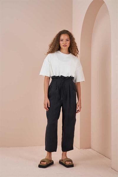 Paperbag Linen Trousers Black