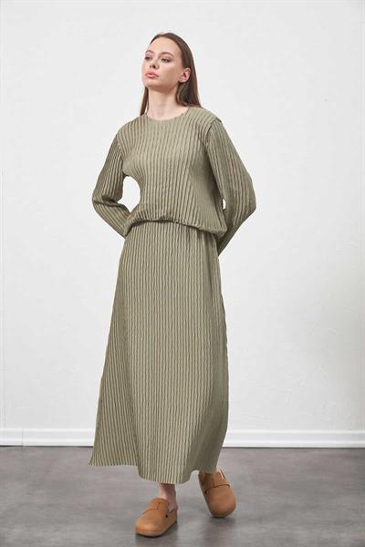 Pleated Skirt Almond Green