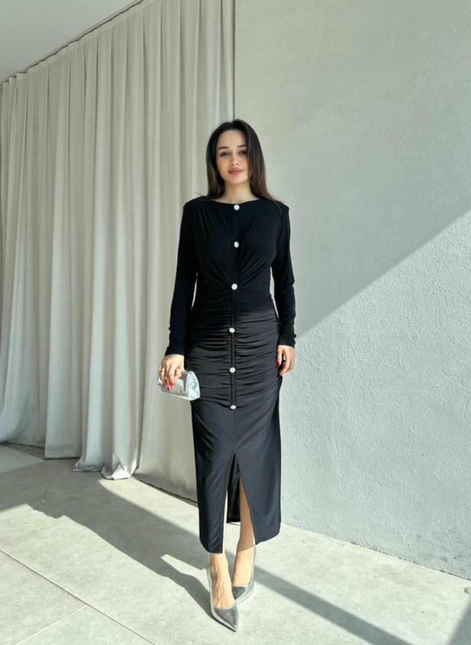 Düğme Detay Drape ve Vatkalı Elbise Siyah