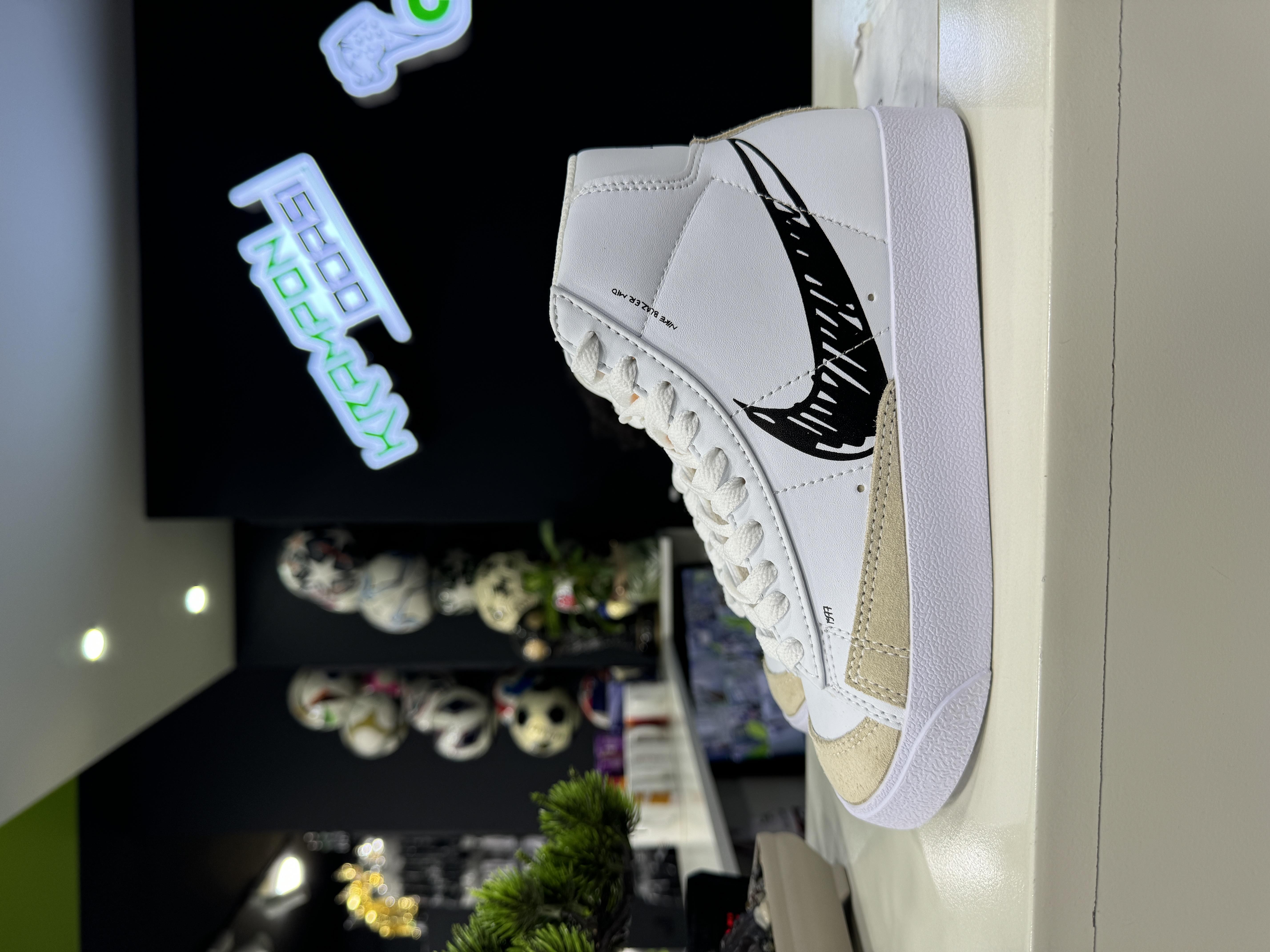 Nike Blazer Mid