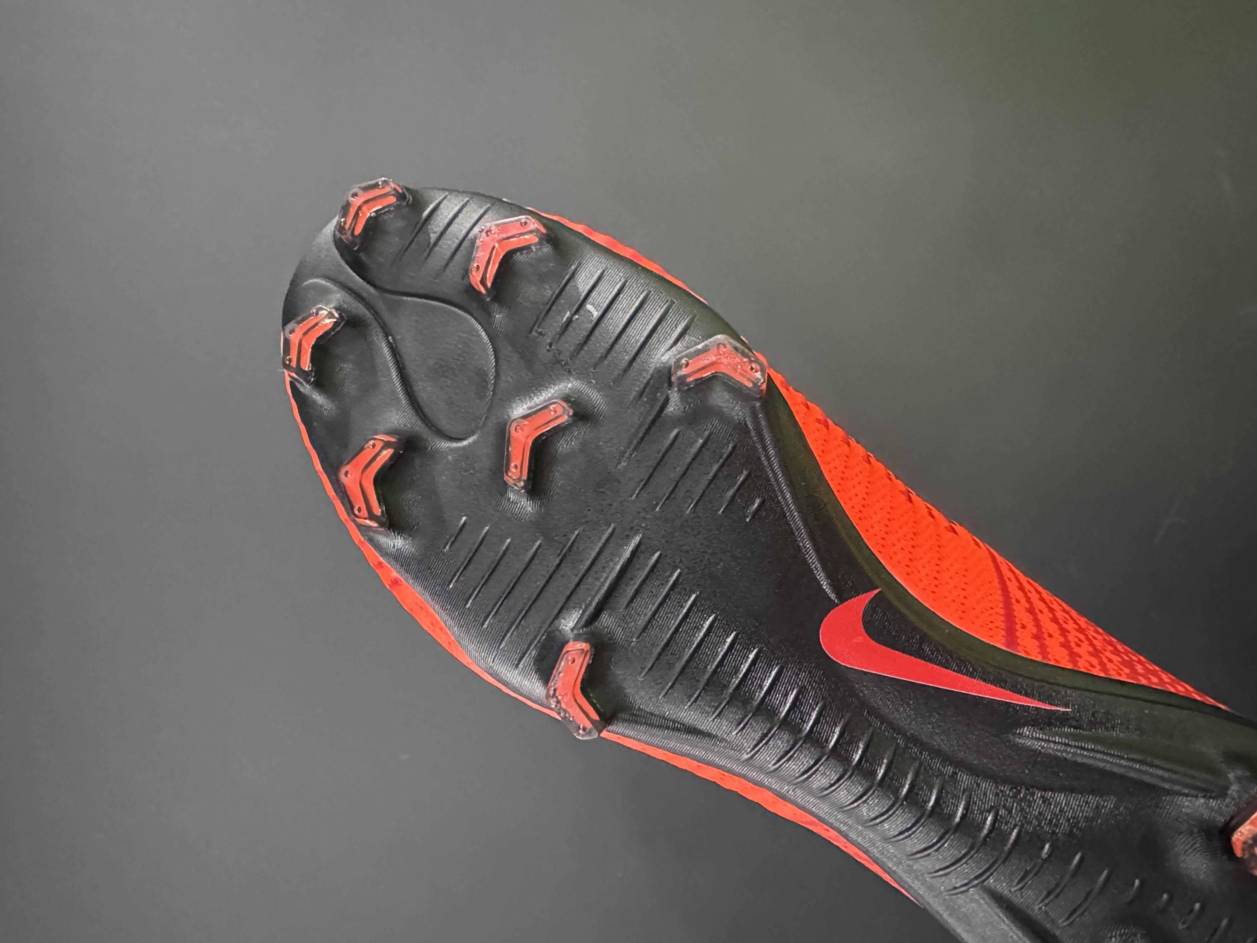 Superfly Elit Kırmızı
